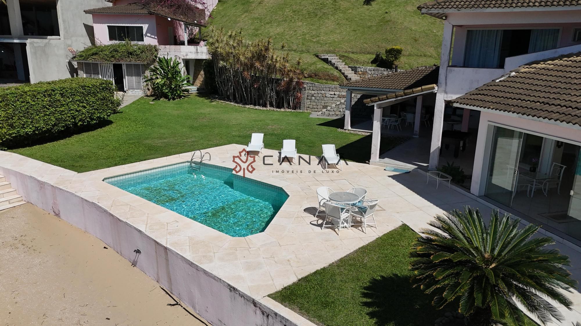Casa de Condomínio à venda com 8 quartos, 540m² - Foto 10