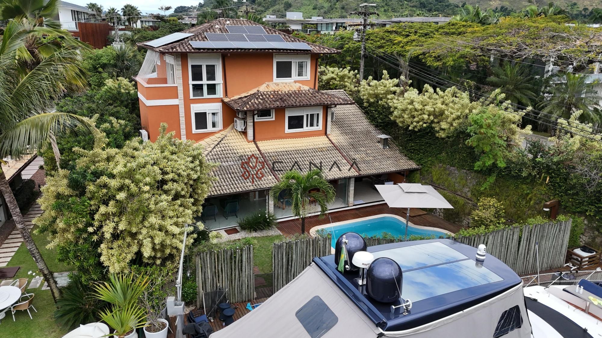 Casa de Condomínio à venda com 5 quartos, 483m² - Foto 4