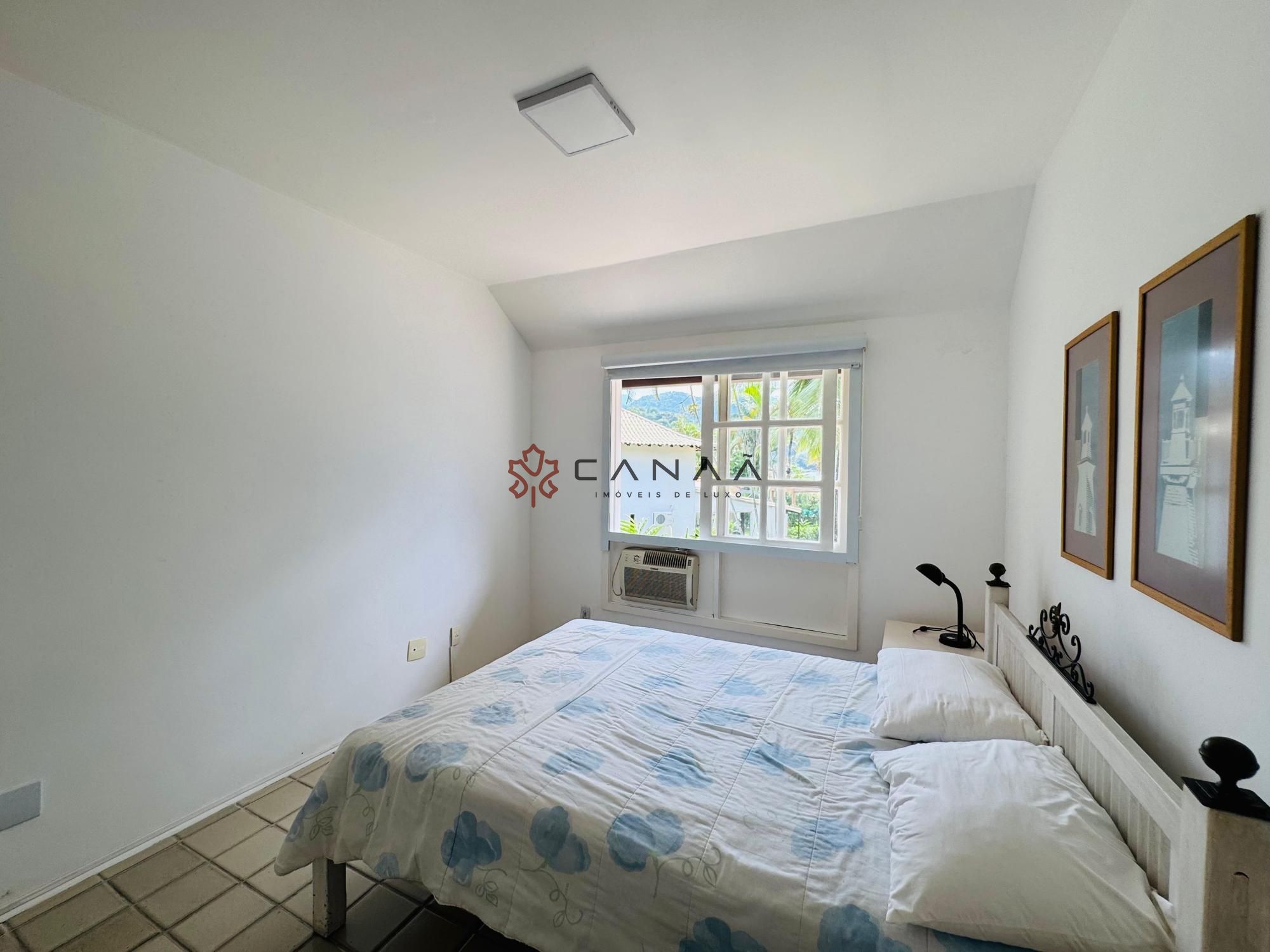 Casa de Condomínio à venda com 4 quartos, 250m² - Foto 20
