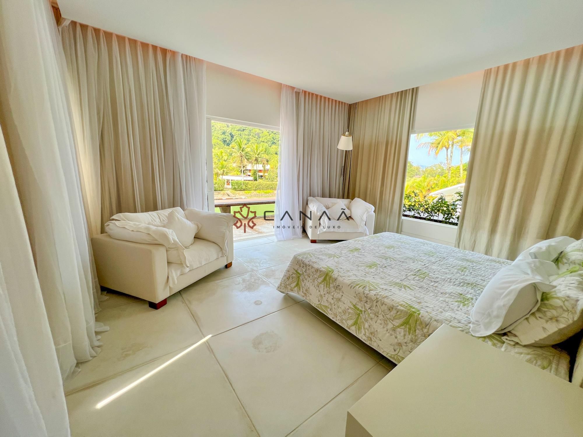 Casa de Condomínio à venda e temporada com 7 quartos, 1200m² - Foto 59