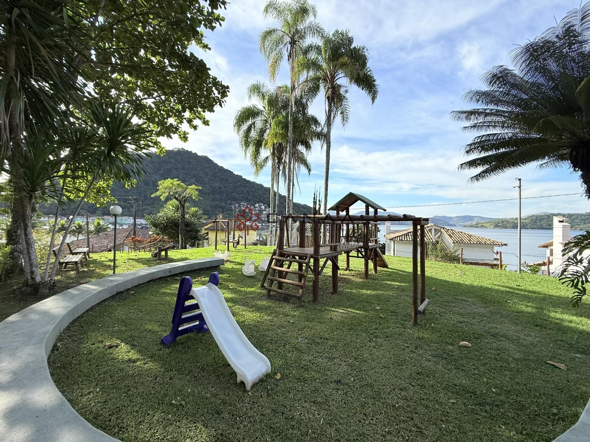 Casa de Condomínio à venda com 8 quartos, 500m² - Foto 24