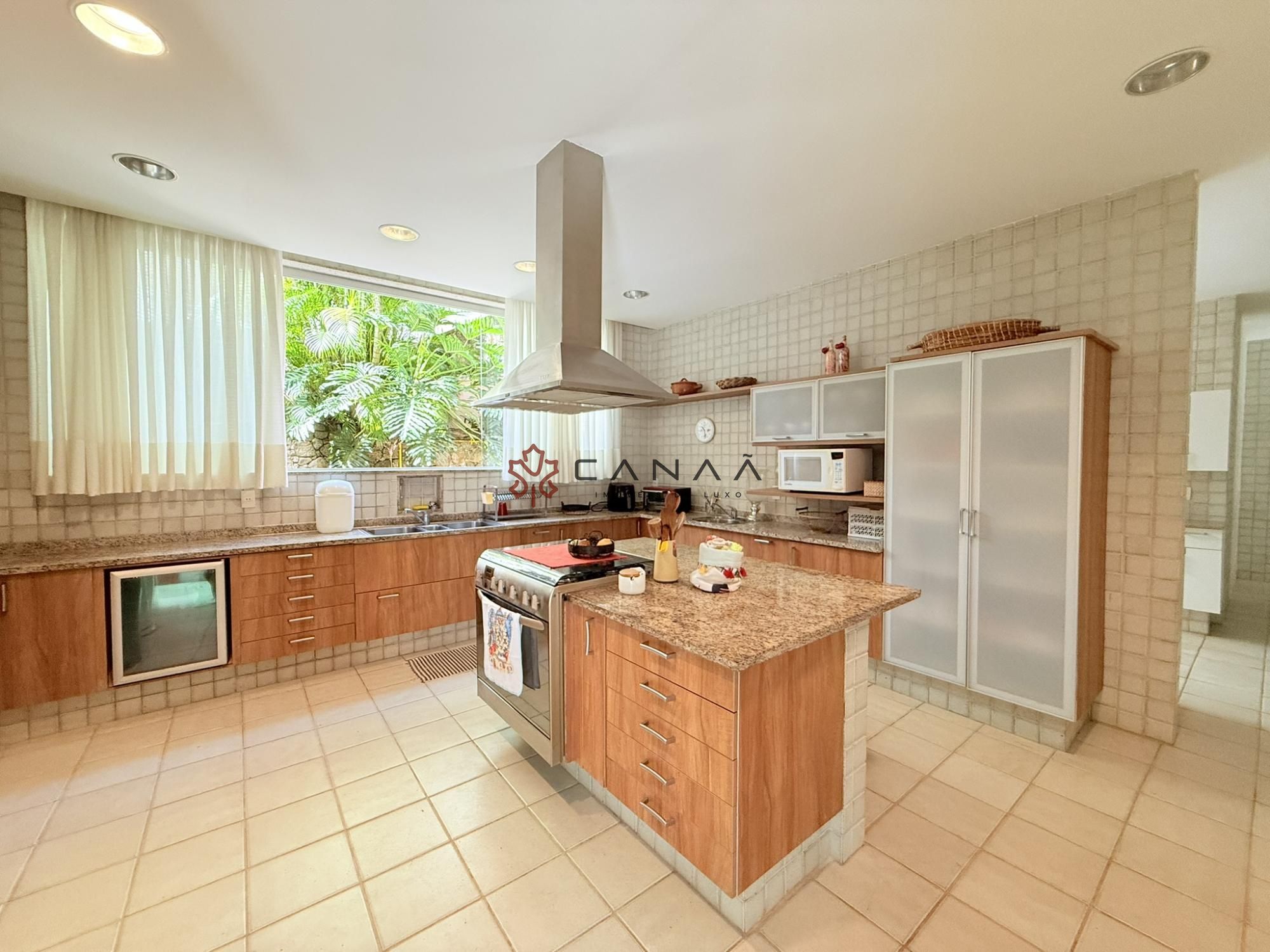 Casa de Condomínio à venda com 6 quartos, 650m² - Foto 61