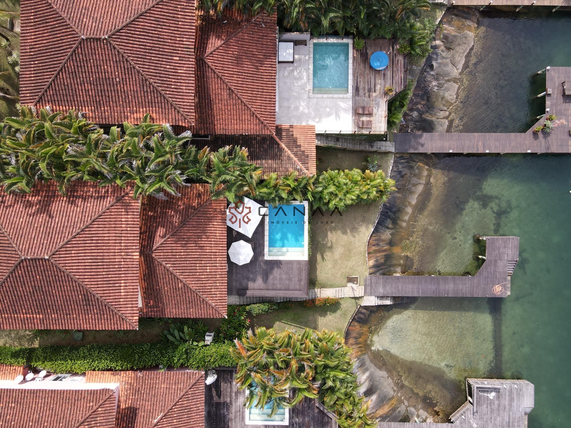 Casa de Condomínio à venda com 5 quartos, 300m² - Foto 11