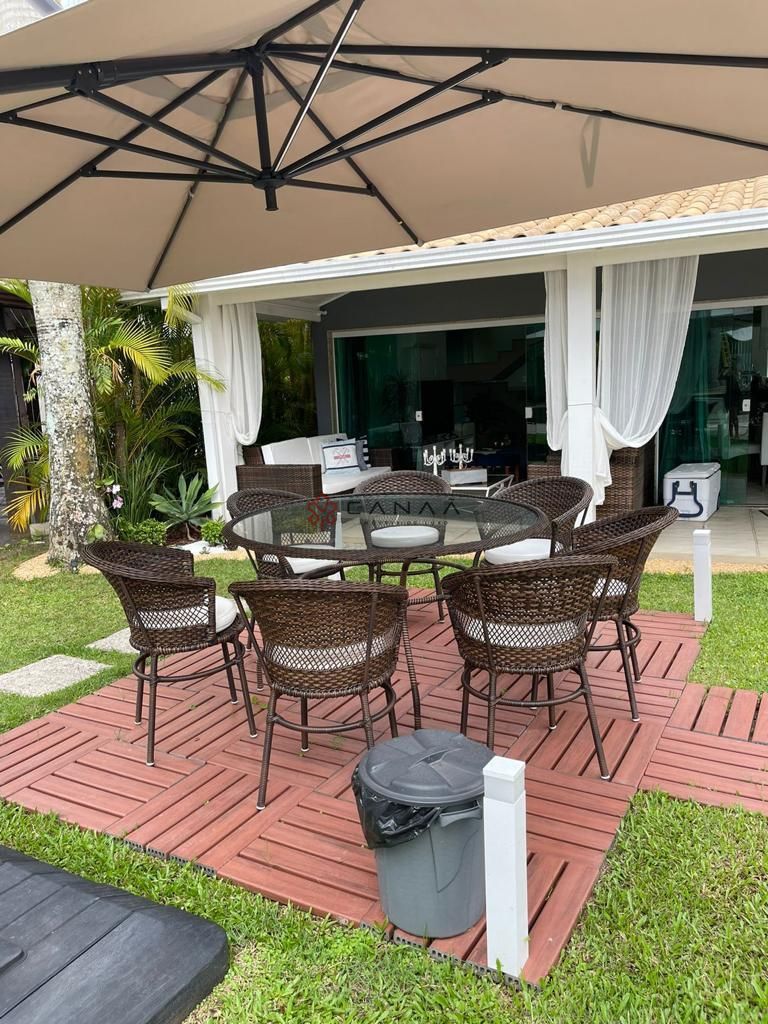 Casa de Condomínio à venda com 4 quartos, 232m² - Foto 8