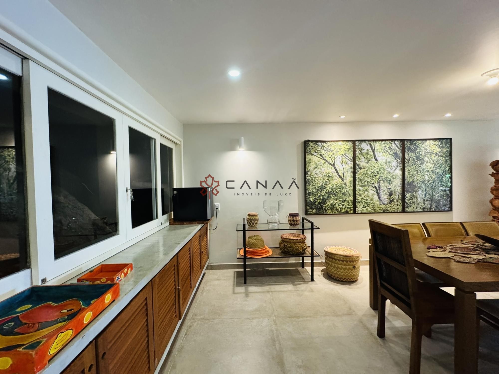 Casa à venda com 4 quartos, 260m² - Foto 14