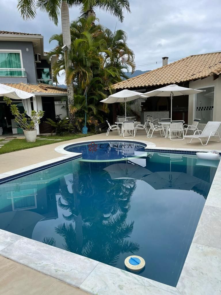Casa de Condomínio à venda com 4 quartos, 232m² - Foto 11
