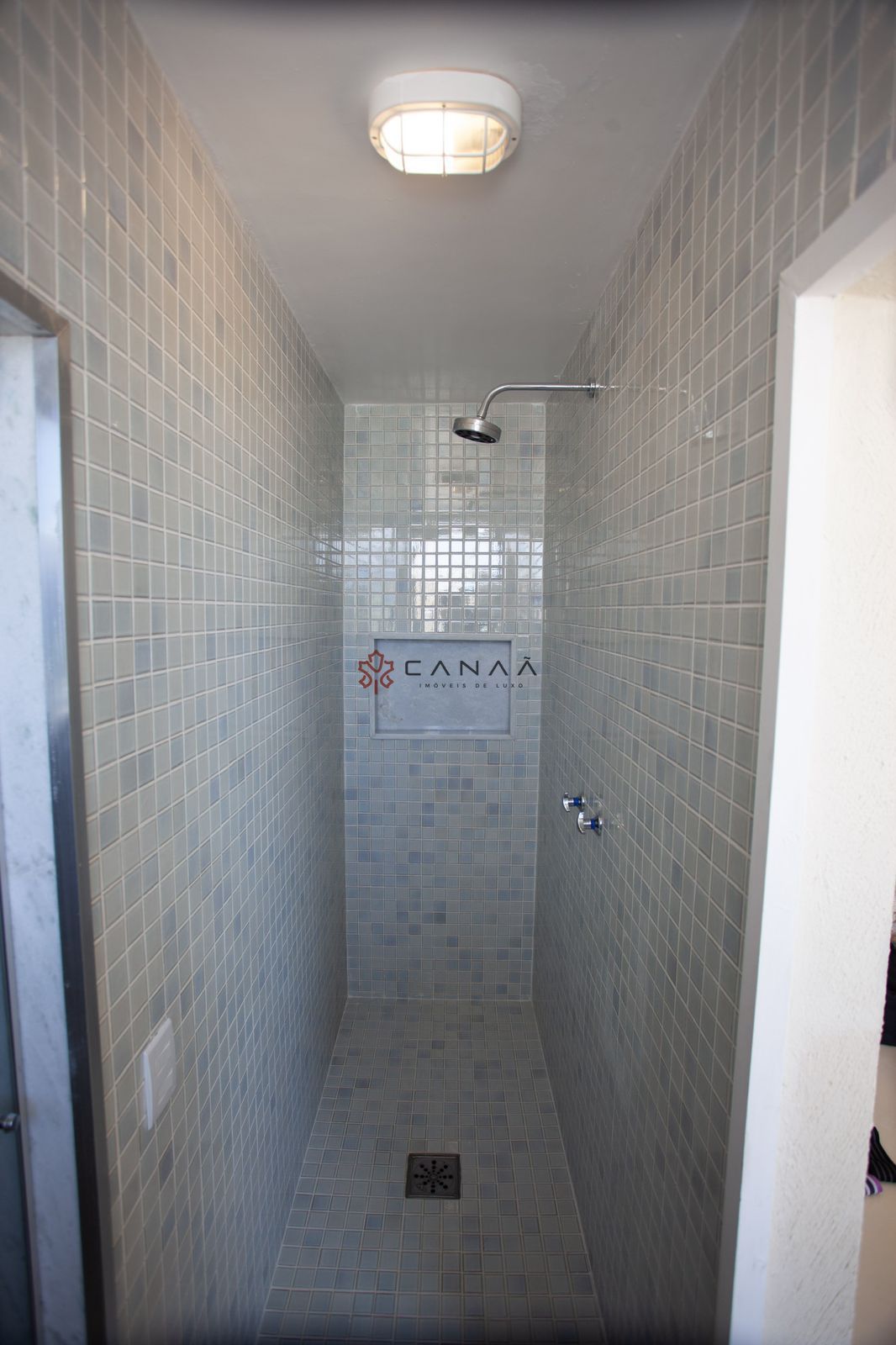 Casa de Condomínio à venda com 7 quartos, 500m² - Foto 28