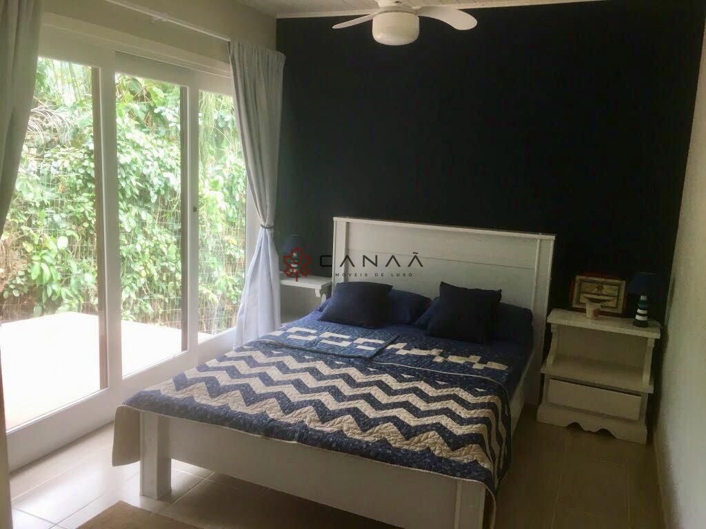 Casa à venda com 4 quartos, 299m² - Foto 12