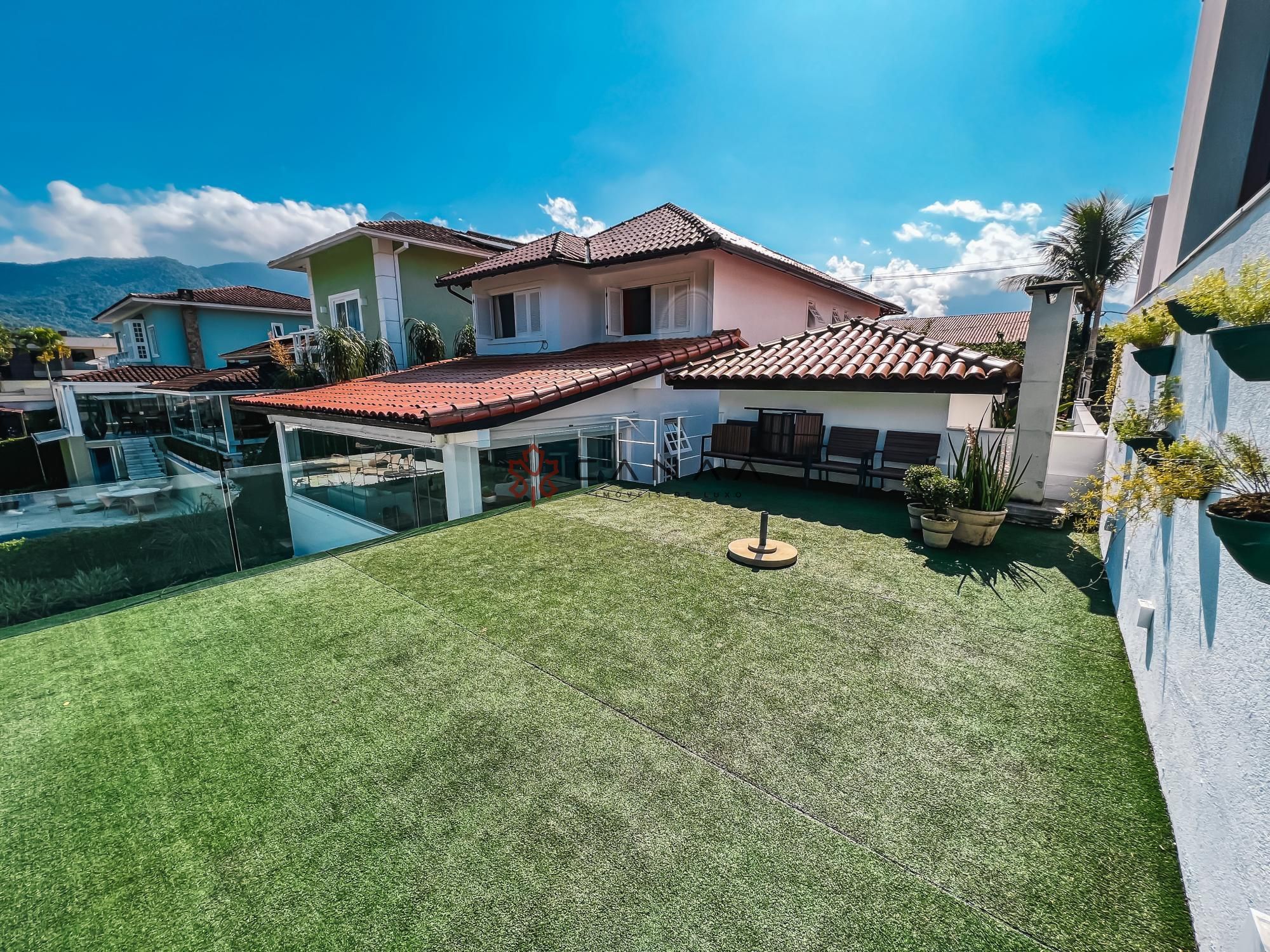 Casa de Condomínio à venda com 6 quartos, 400m² - Foto 35