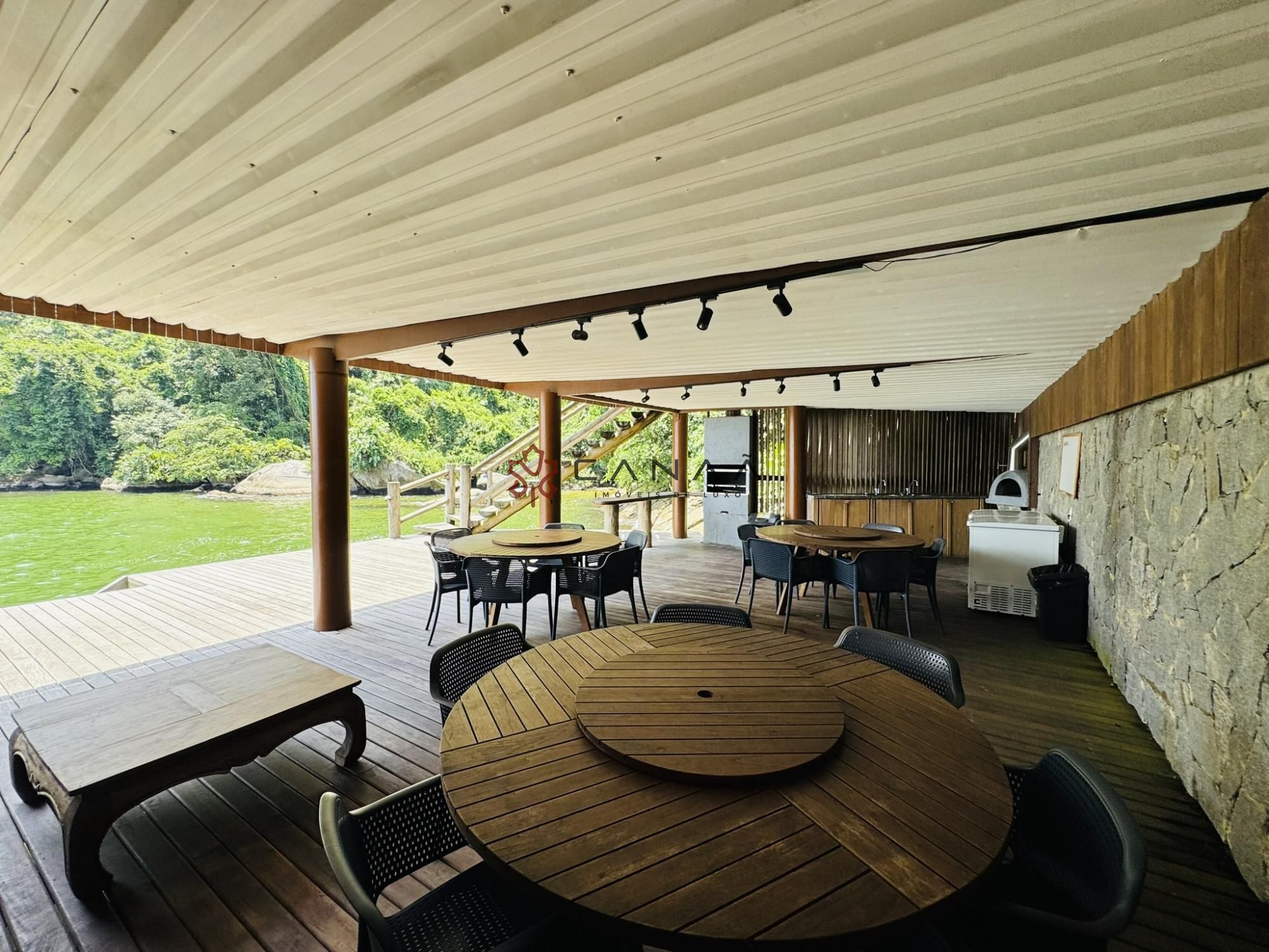 Casa à venda com 4 quartos, 260m² - Foto 38