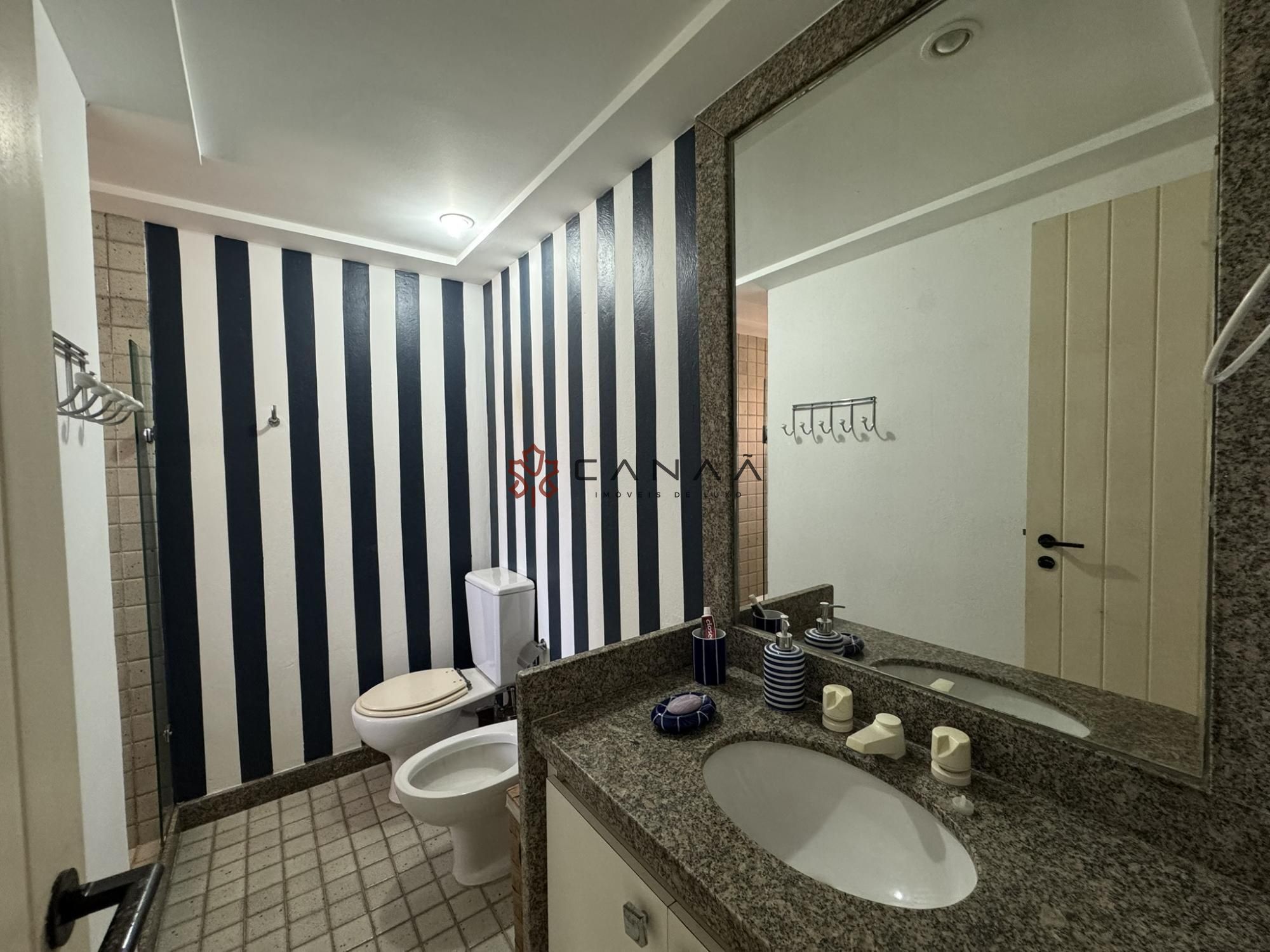 Casa de Condomínio à venda com 4 quartos, 300m² - Foto 37