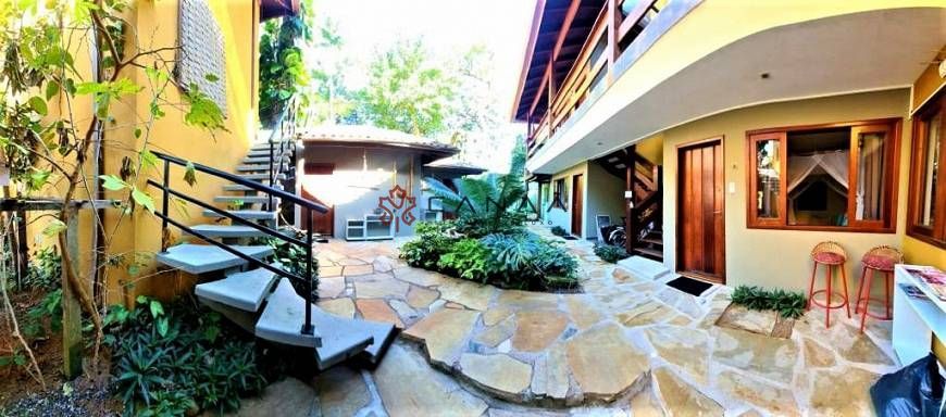 Prédio Inteiro à venda com 9 quartos, 270m² - Foto 1