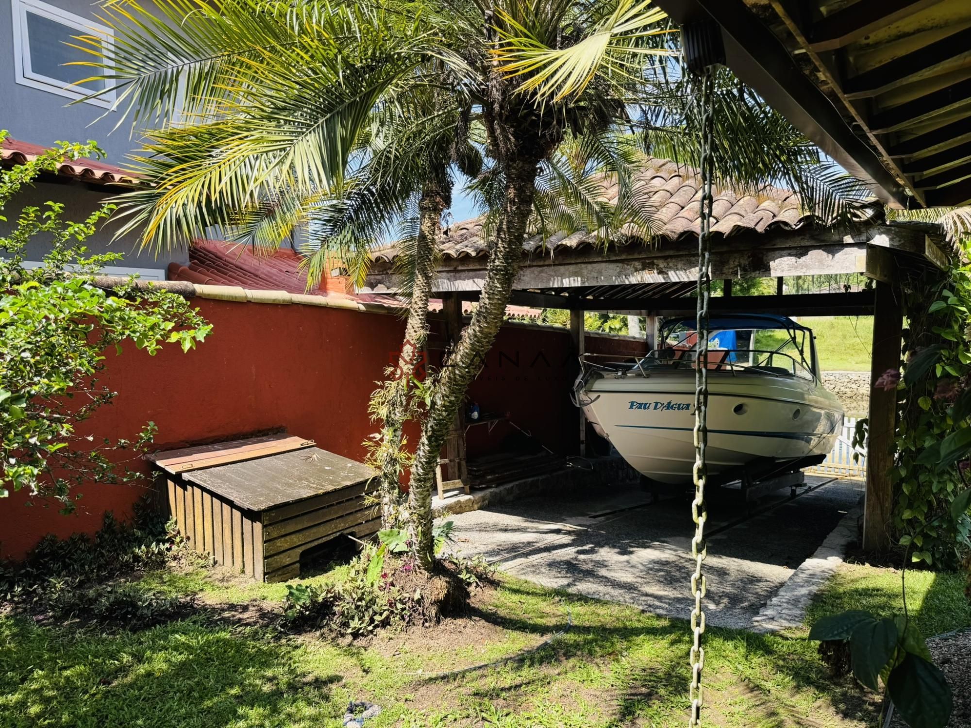 Casa de Condomínio à venda e temporada com 4 quartos, 266m² - Foto 12