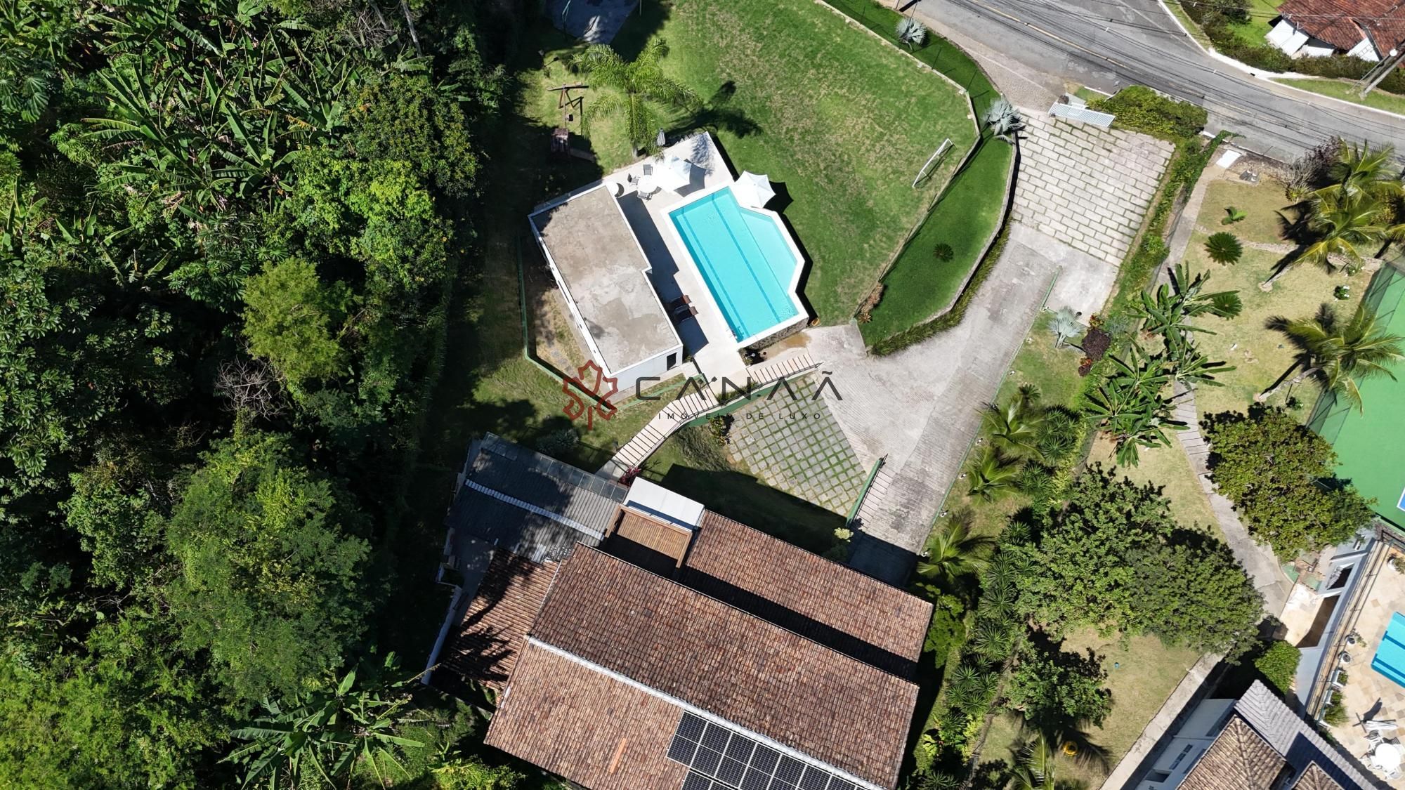 Casa de Condomínio à venda com 6 quartos, 449m² - Foto 44