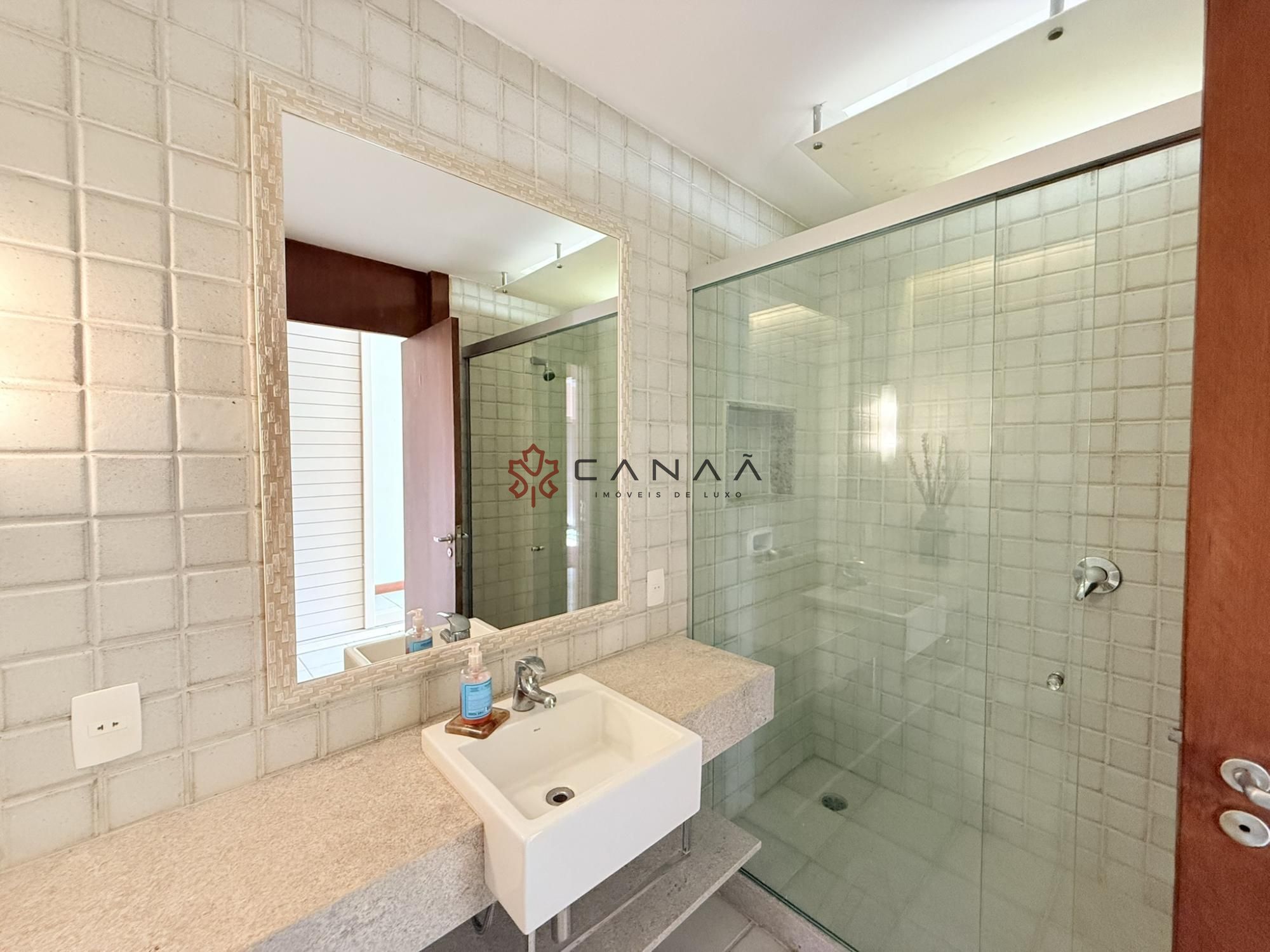 Casa de Condomínio à venda com 6 quartos, 650m² - Foto 72