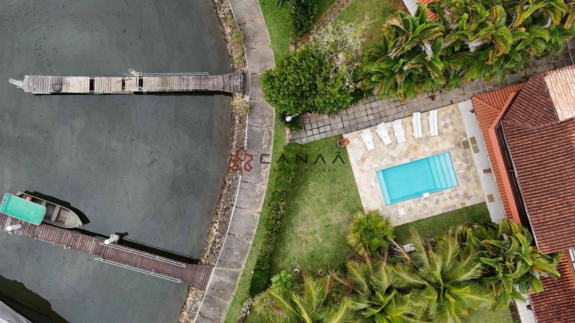 Casa de Condomínio à venda com 6 quartos, 399m² - Foto 42