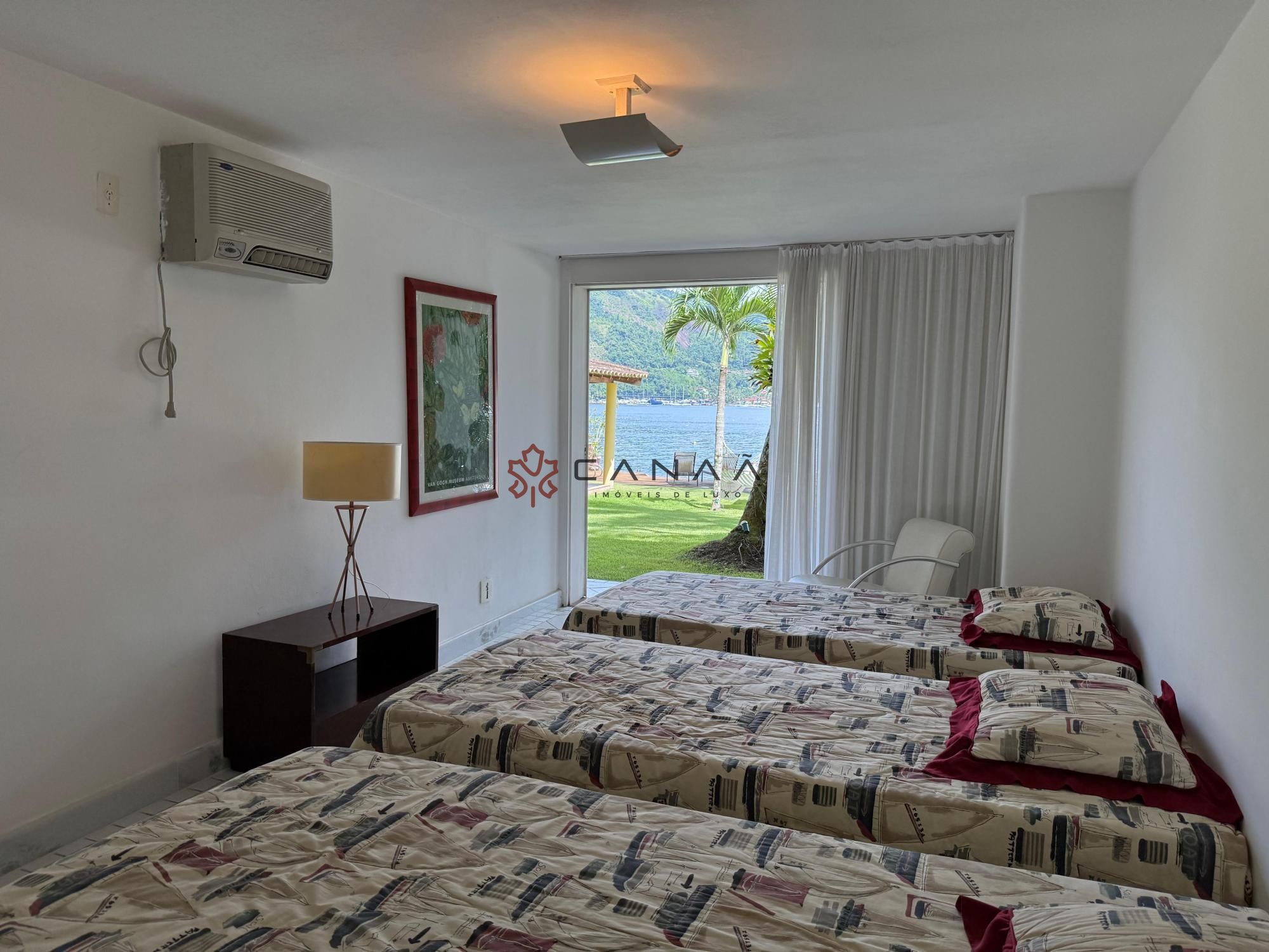Casa à venda e temporada com 6 quartos, 700m² - Foto 33