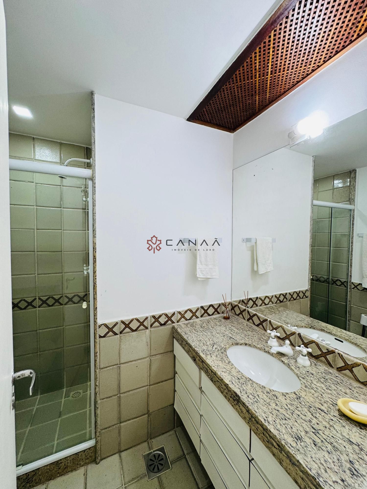 Casa de Condomínio à venda com 4 quartos, 250m² - Foto 25