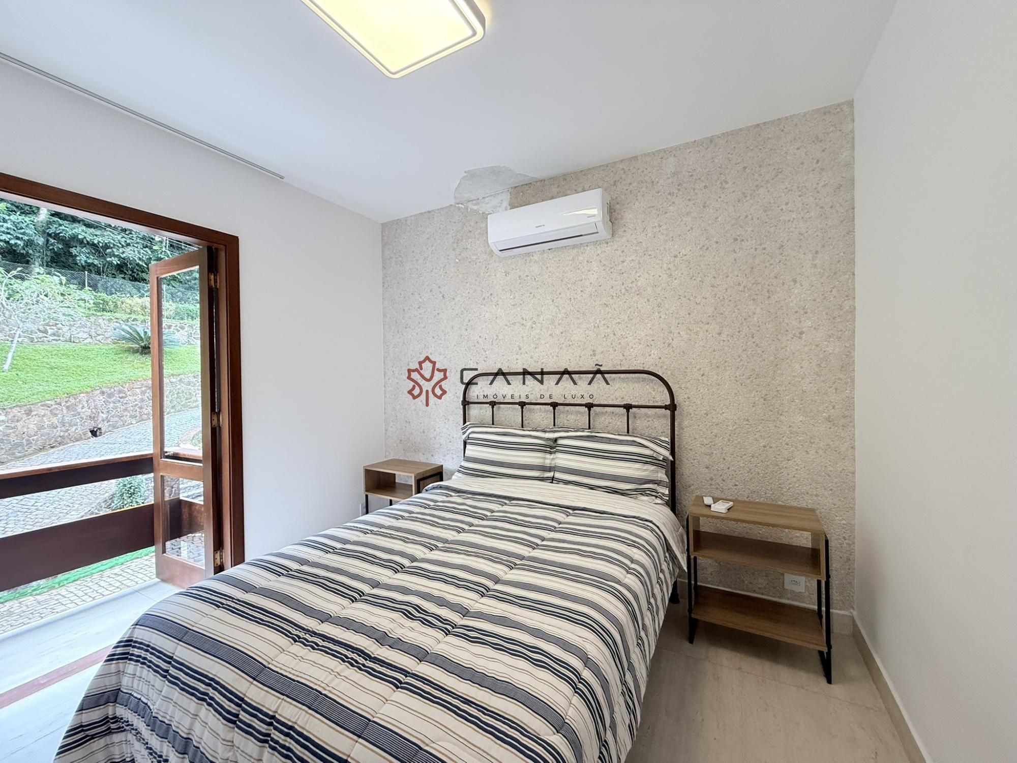 Casa de Condomínio à venda com 4 quartos, 249m² - Foto 21