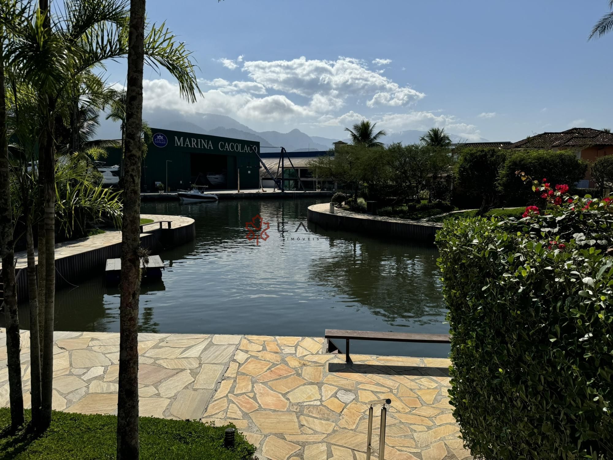 Casa de Condomínio à venda com 5 quartos, 400m² - Foto 22