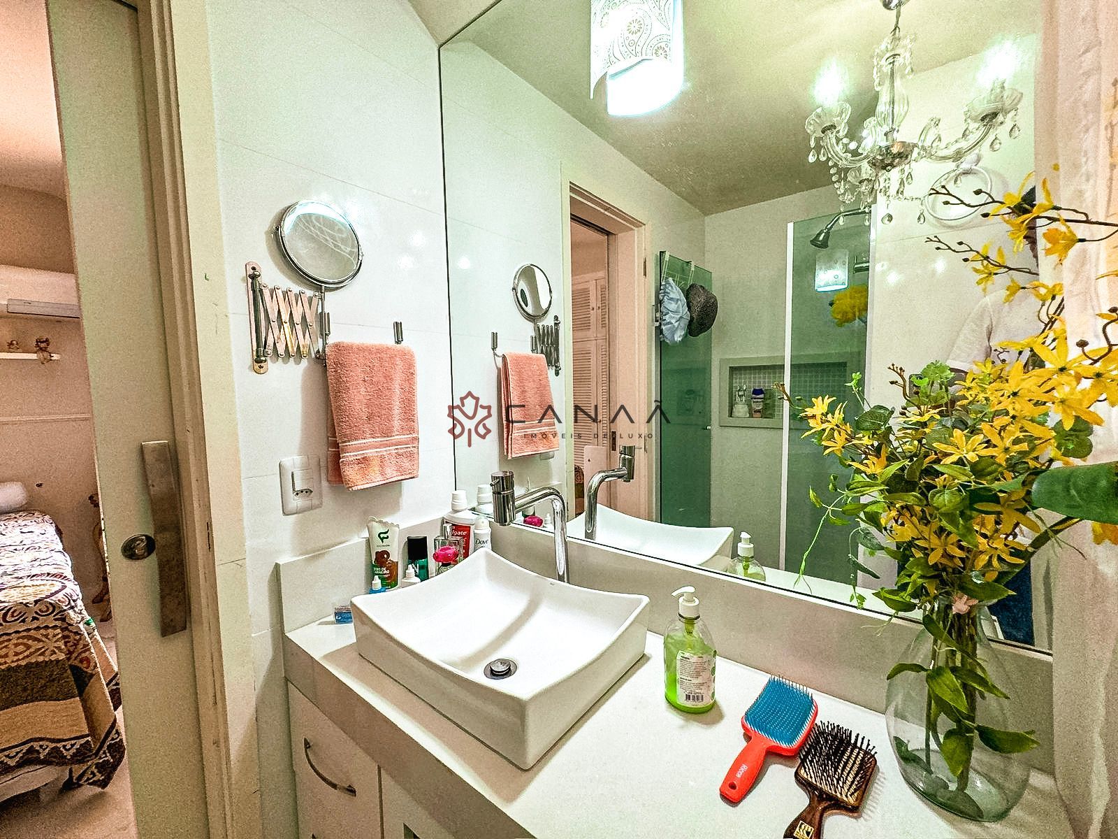 Casa de Condomínio à venda com 4 quartos, 250m² - Foto 24