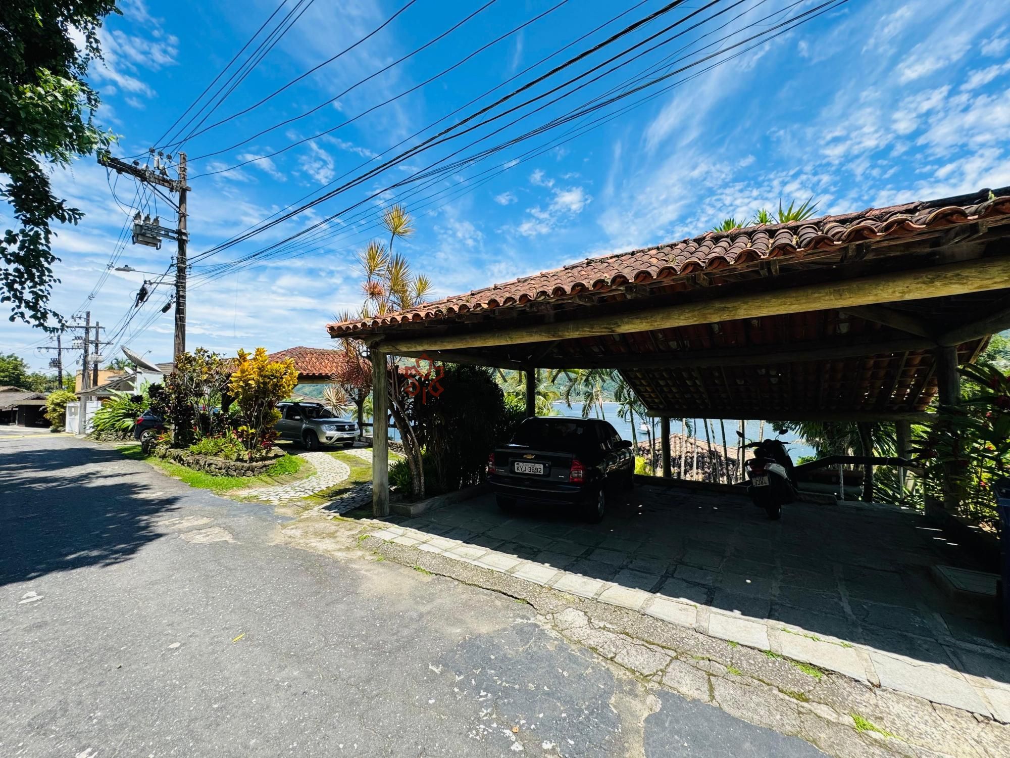 Casa à venda e temporada com 6 quartos, 700m² - Foto 27