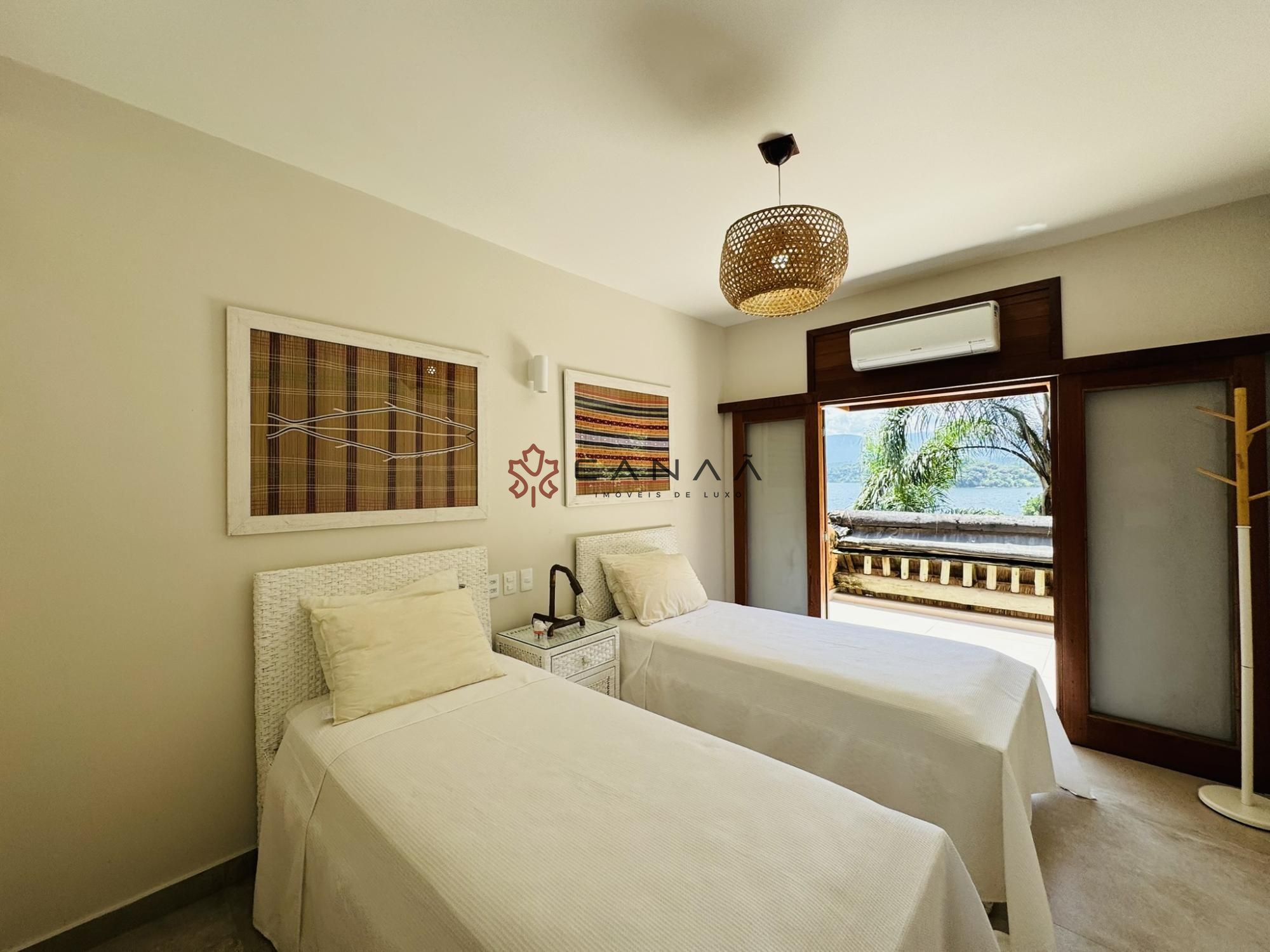 Casa à venda com 4 quartos, 260m² - Foto 22