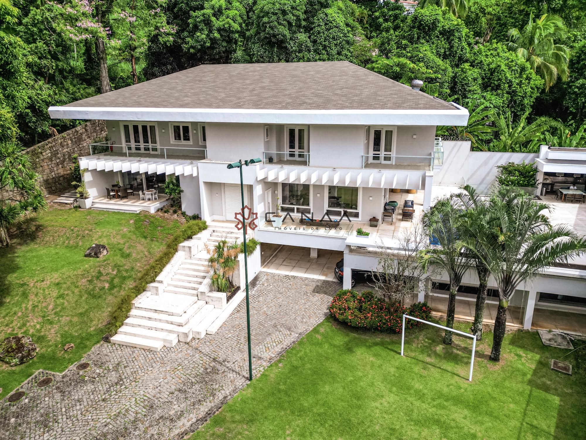 Casa de Condomínio à venda com 5 quartos, 900m² - Foto 4