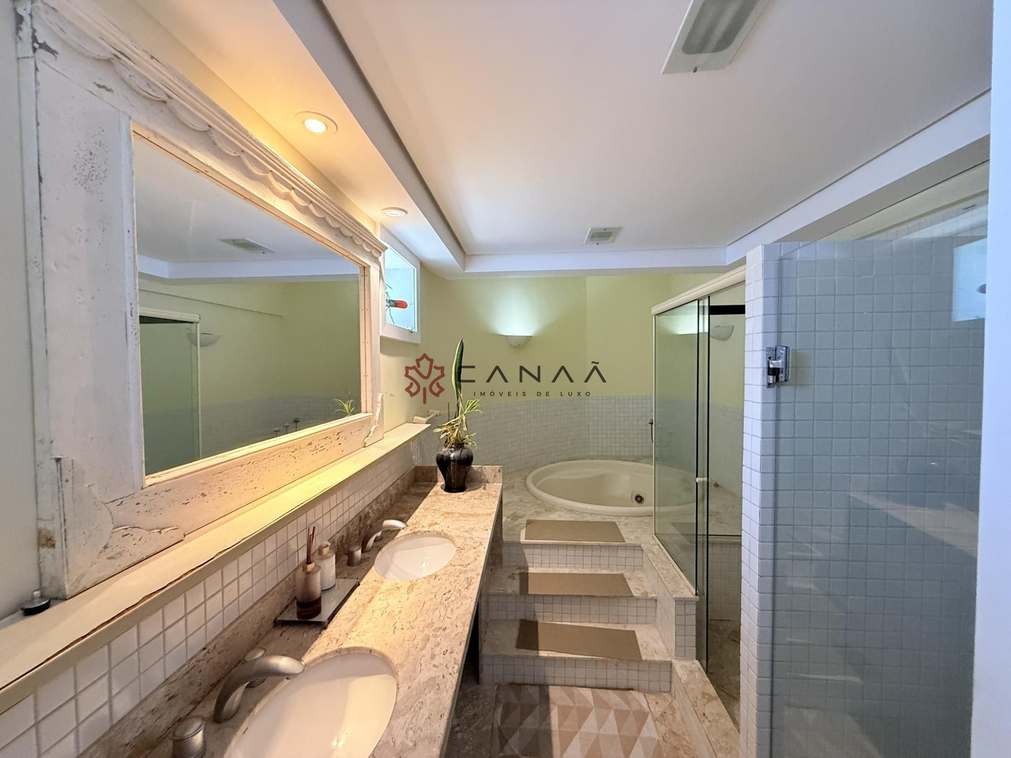 Casa de Condomínio à venda com 8 quartos, 540m² - Foto 53