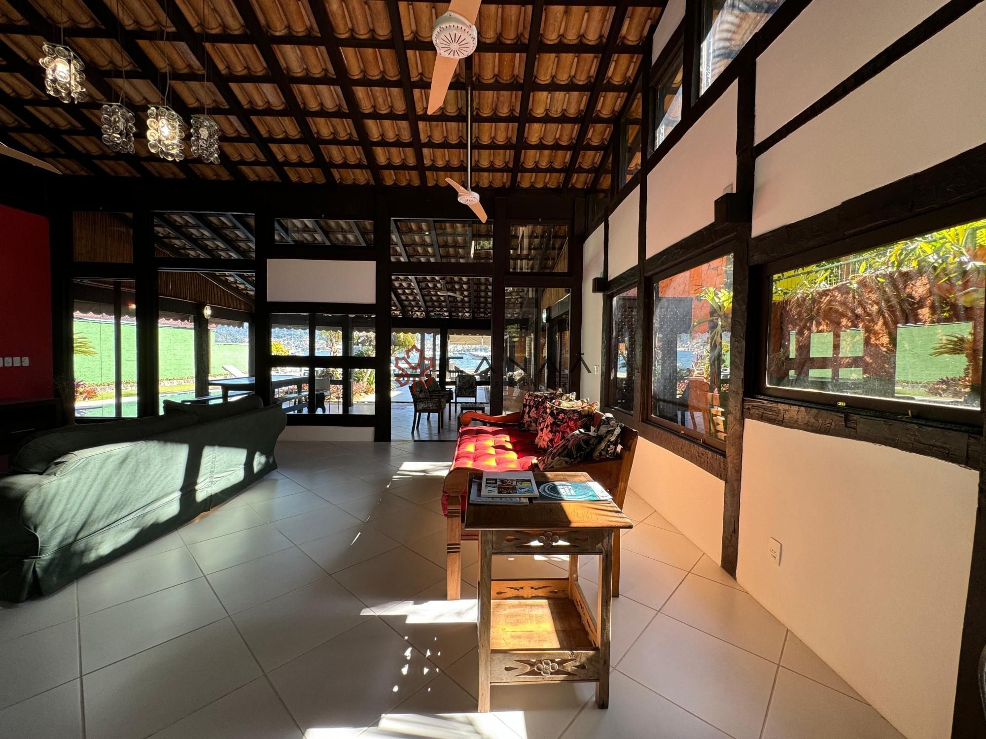 Casa à venda com 4 quartos, 600m² - Foto 40