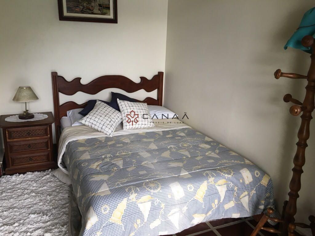 Casa à venda com 4 quartos, 299m² - Foto 18