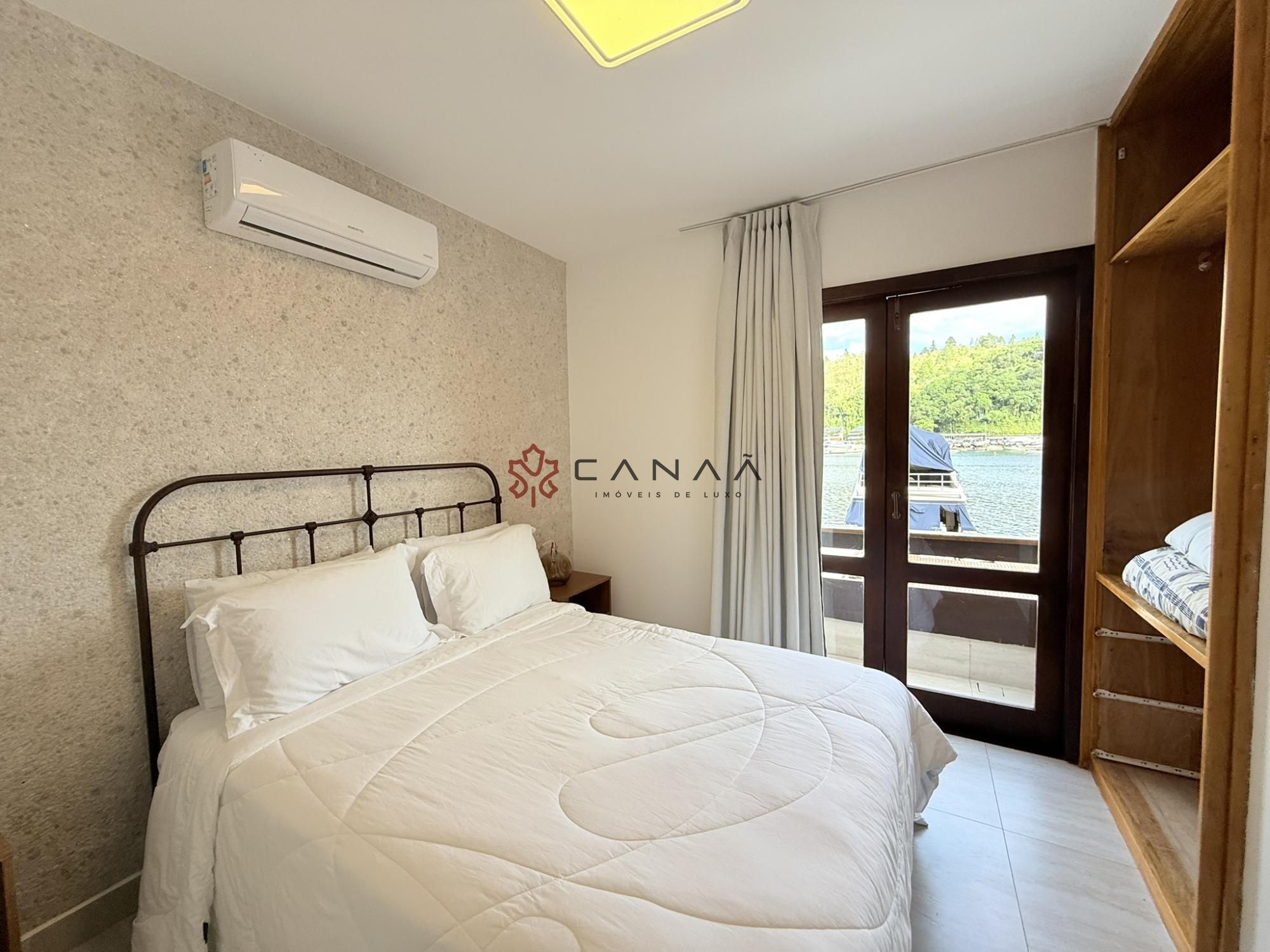 Casa de Condomínio à venda com 4 quartos, 249m² - Foto 26