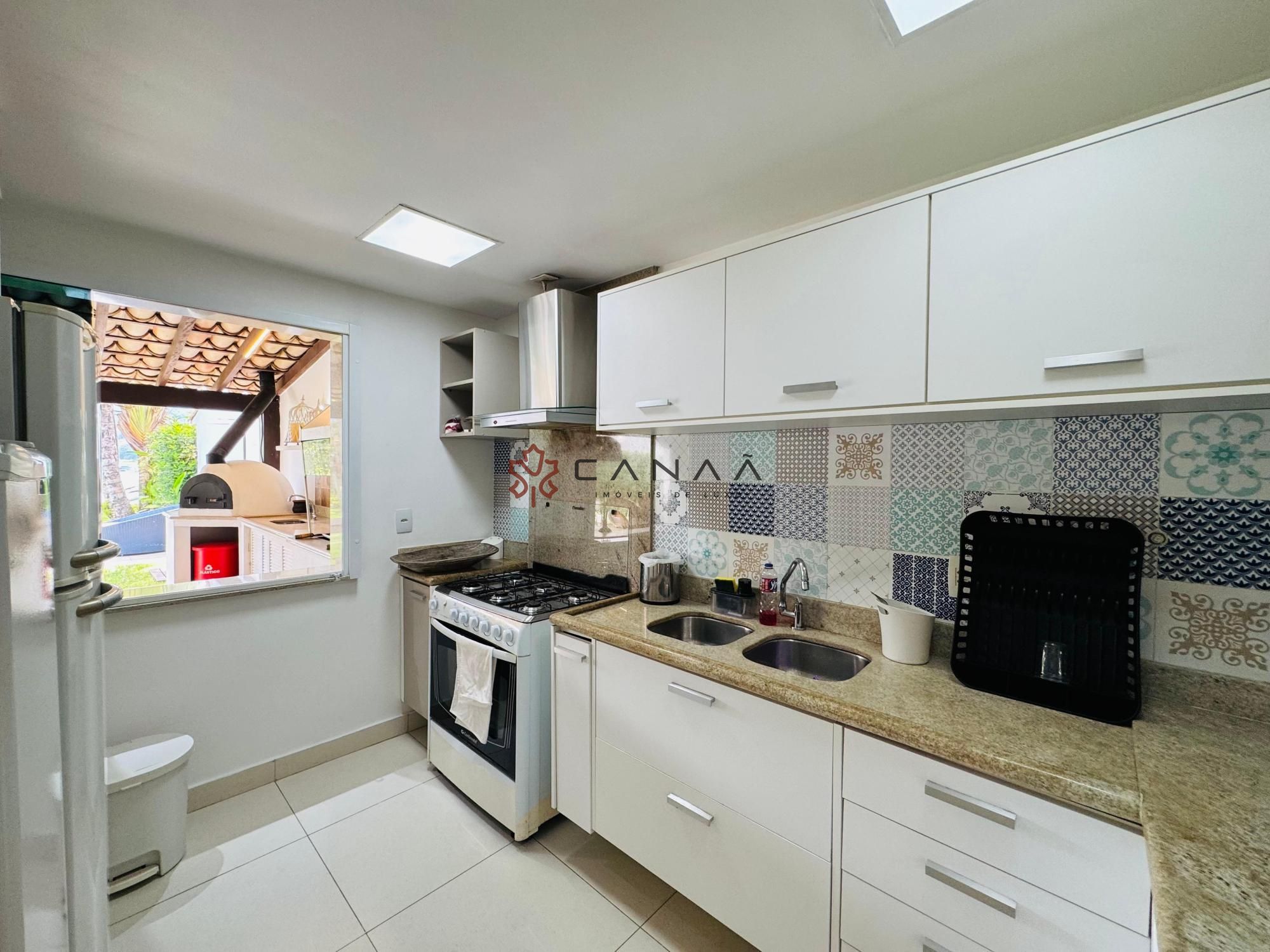 Casa de Condomínio à venda com 4 quartos, 250m² - Foto 14