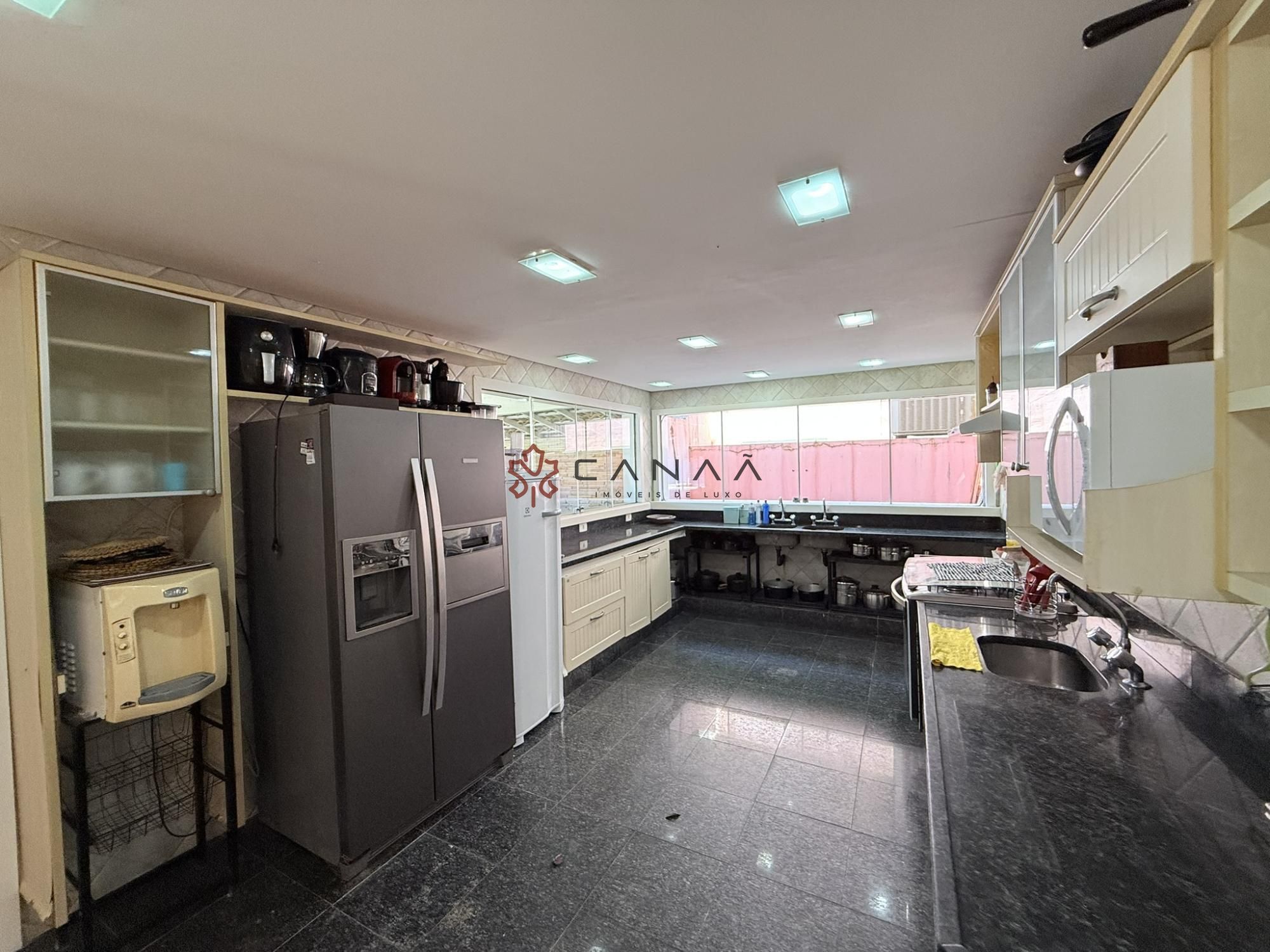 Casa de Condomínio à venda com 8 quartos, 540m² - Foto 50