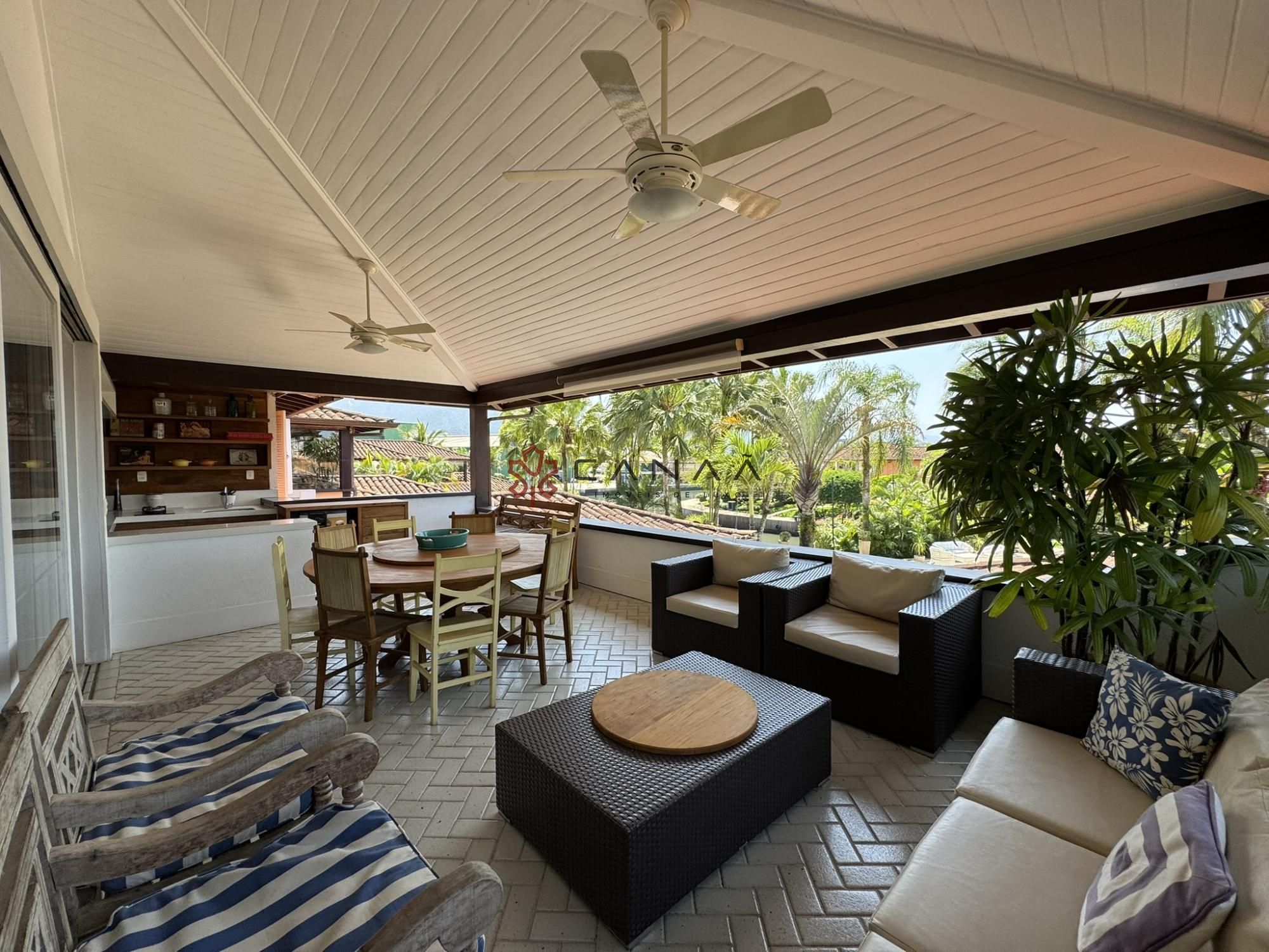 Casa de Condomínio à venda com 4 quartos, 300m² - Foto 5