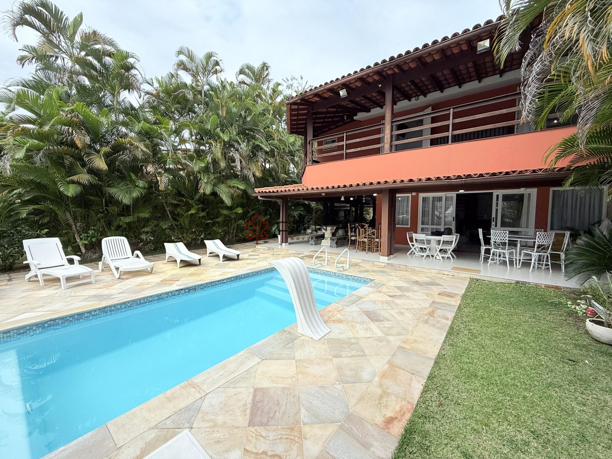 Casa de Condomínio à venda com 6 quartos, 399m² - Foto 3