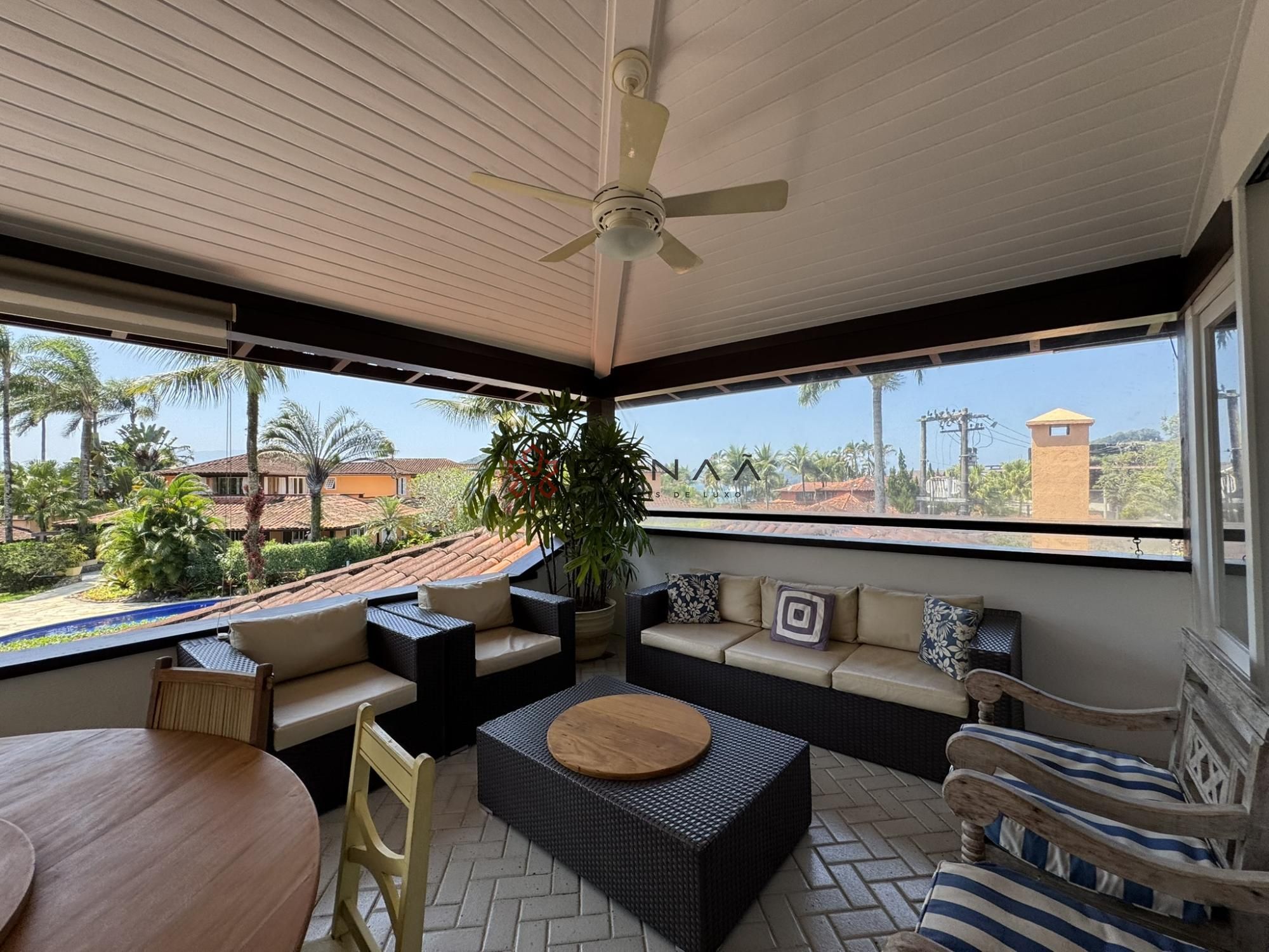 Casa de Condomínio à venda com 4 quartos, 300m² - Foto 12