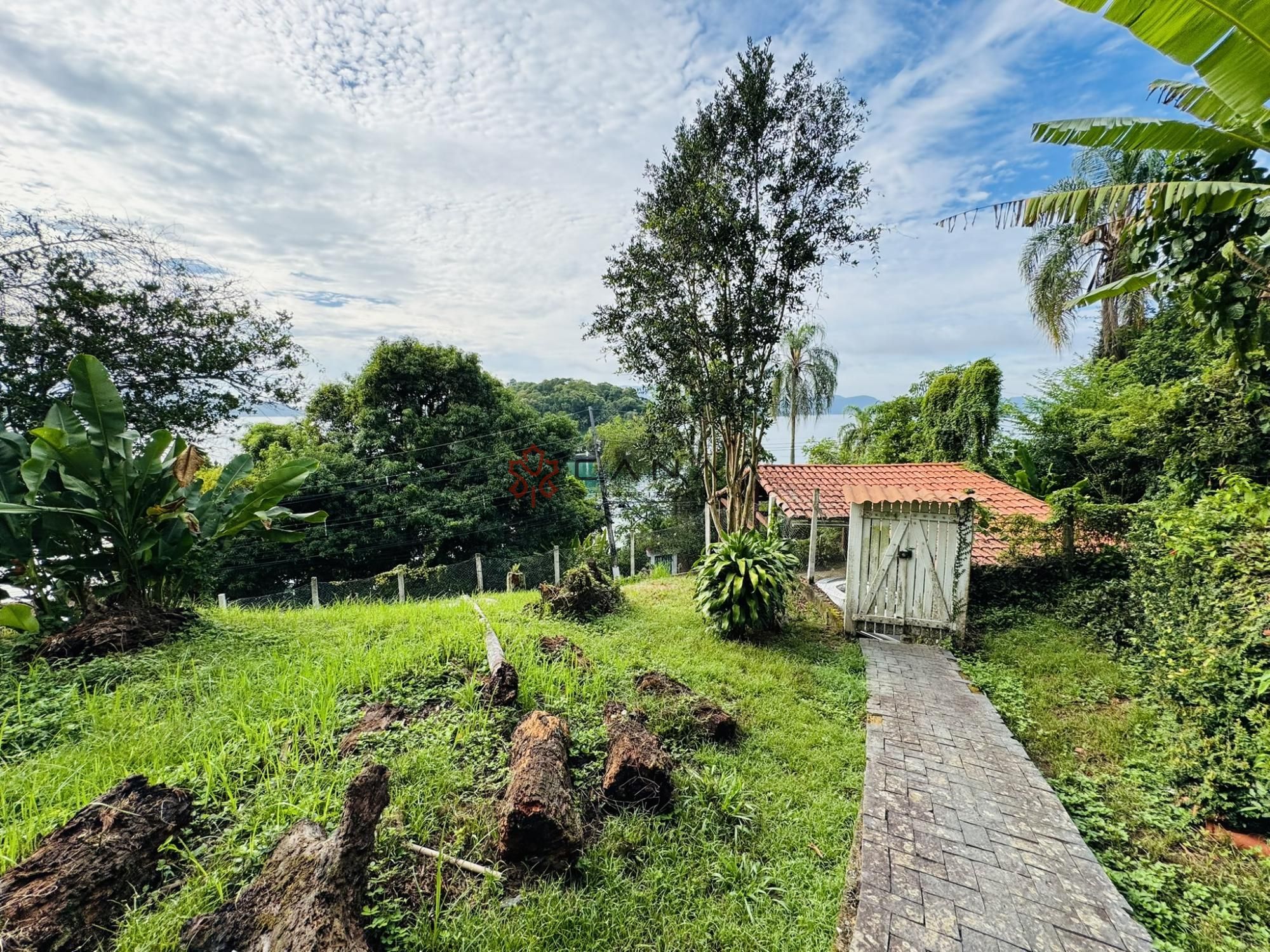 Casa à venda com 2 quartos, 333m² - Foto 5