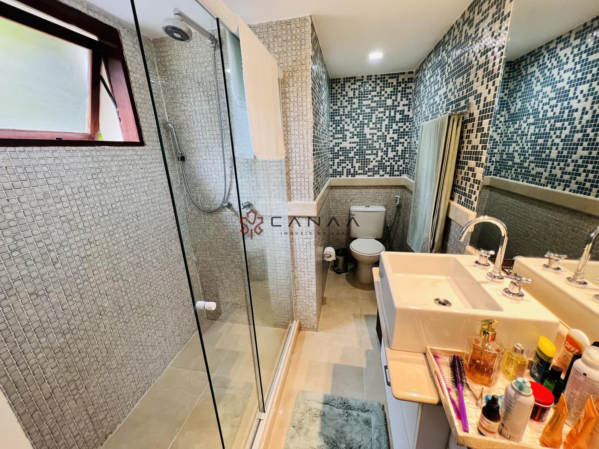 Casa de Condomínio à venda com 5 quartos, 290m² - Foto 15
