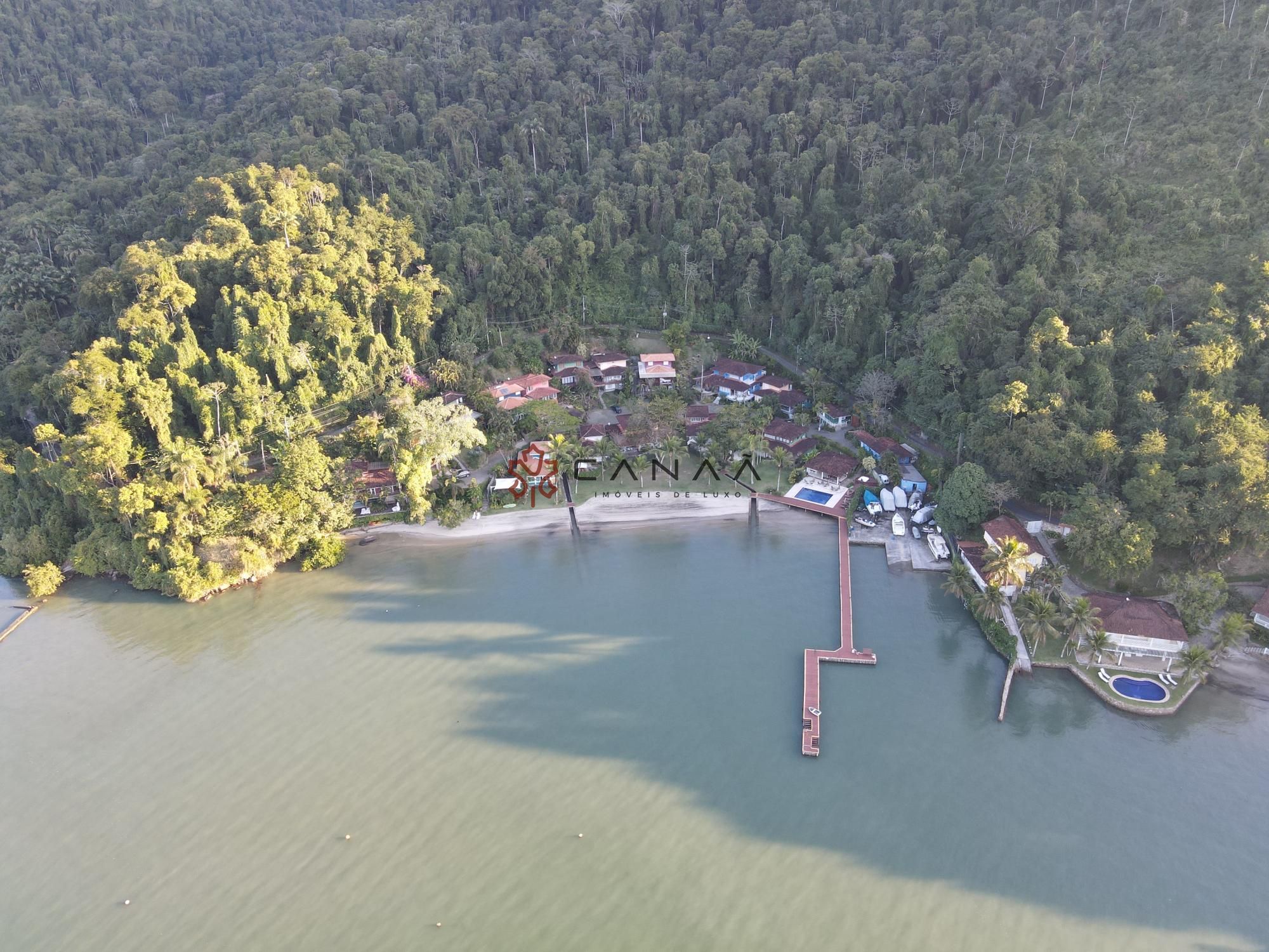 Casa de Condomínio à venda com 5 quartos, 250m² - Foto 35