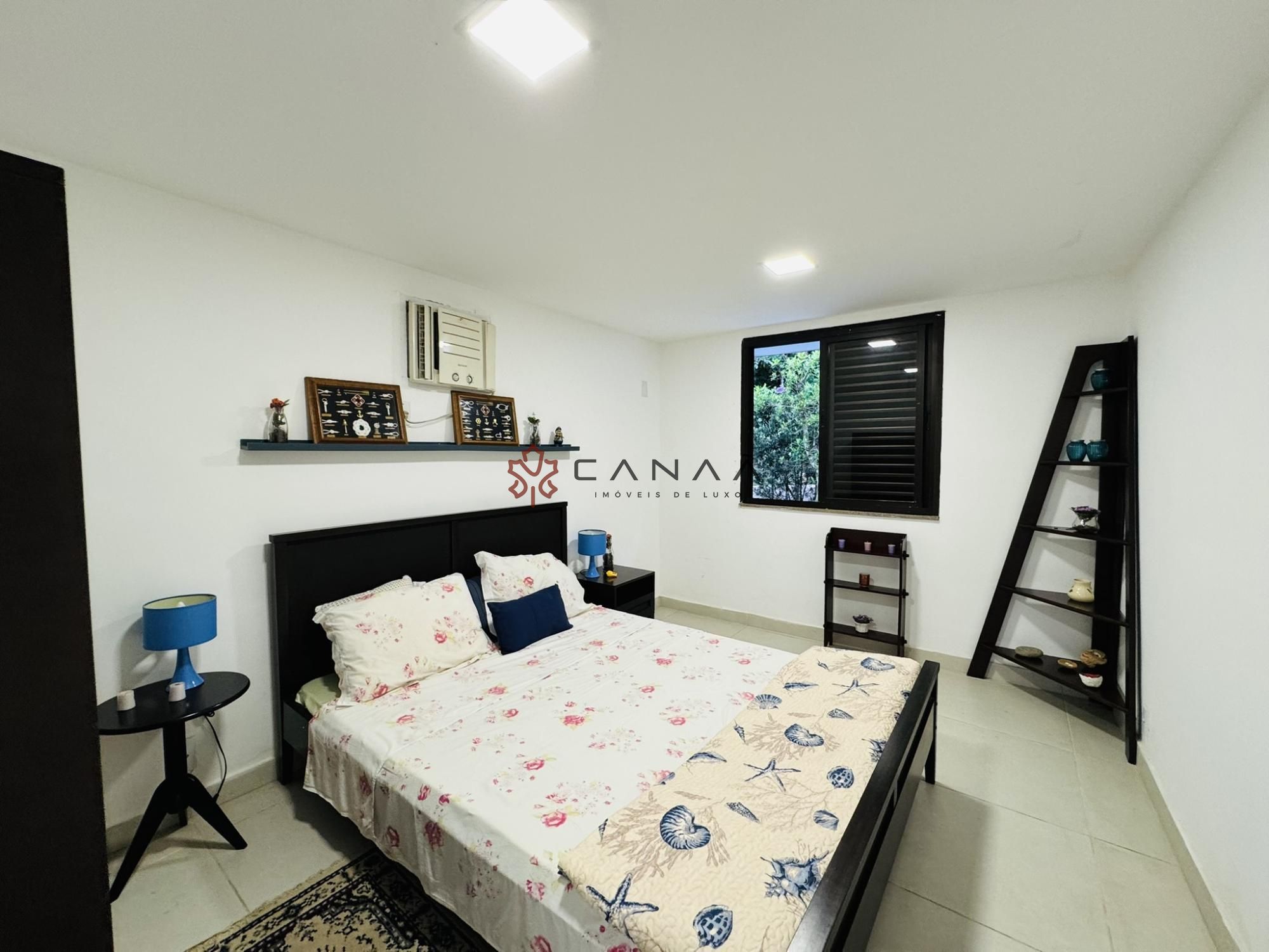 Casa de Condomínio à venda com 4 quartos, 250m² - Foto 25