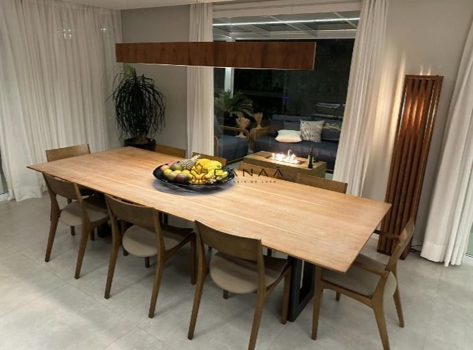 Casa de Condomínio à venda e temporada com 8 quartos, 400m² - Foto 7