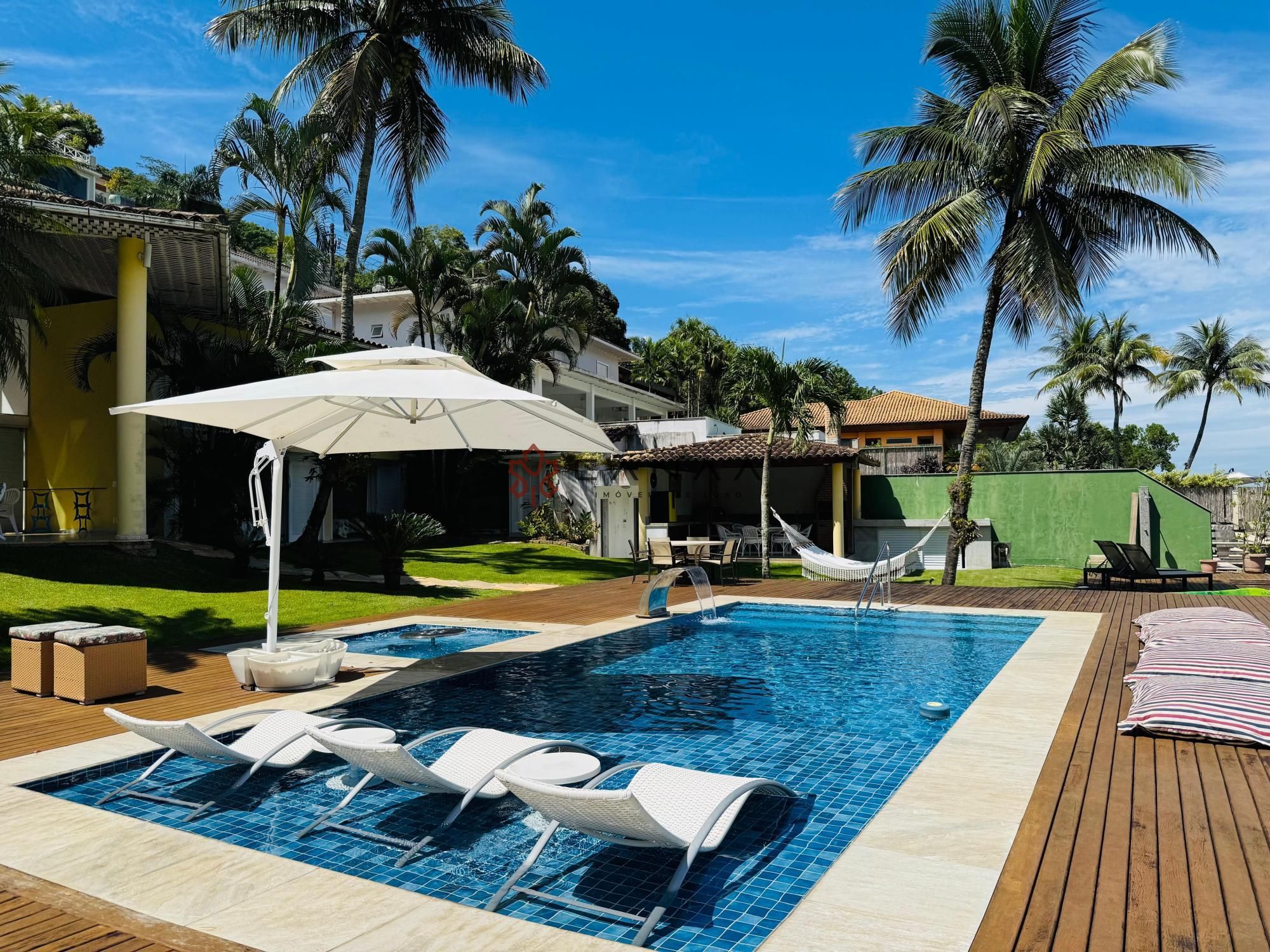 Casa à venda e temporada com 6 quartos, 700m² - Foto 12