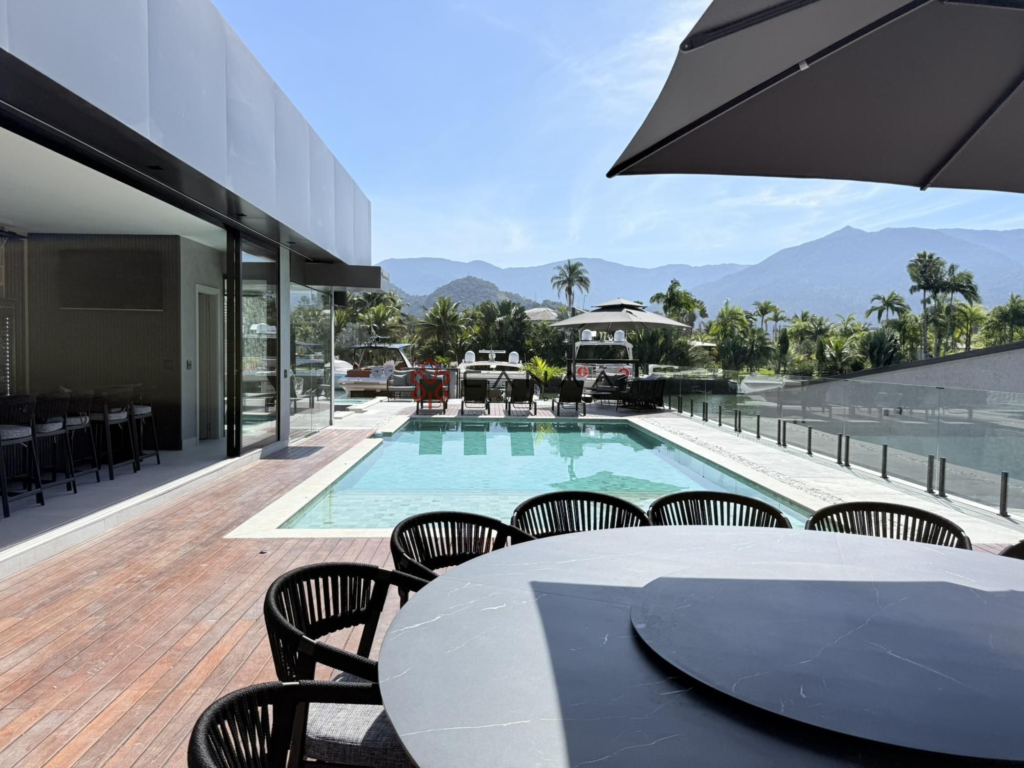 Casa de Condomínio à venda com 6 quartos, 970m² - Foto 6