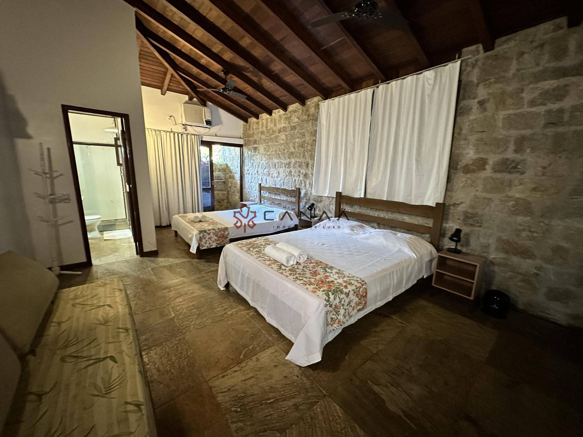 Casa à venda com 10 quartos, 2800m² - Foto 41