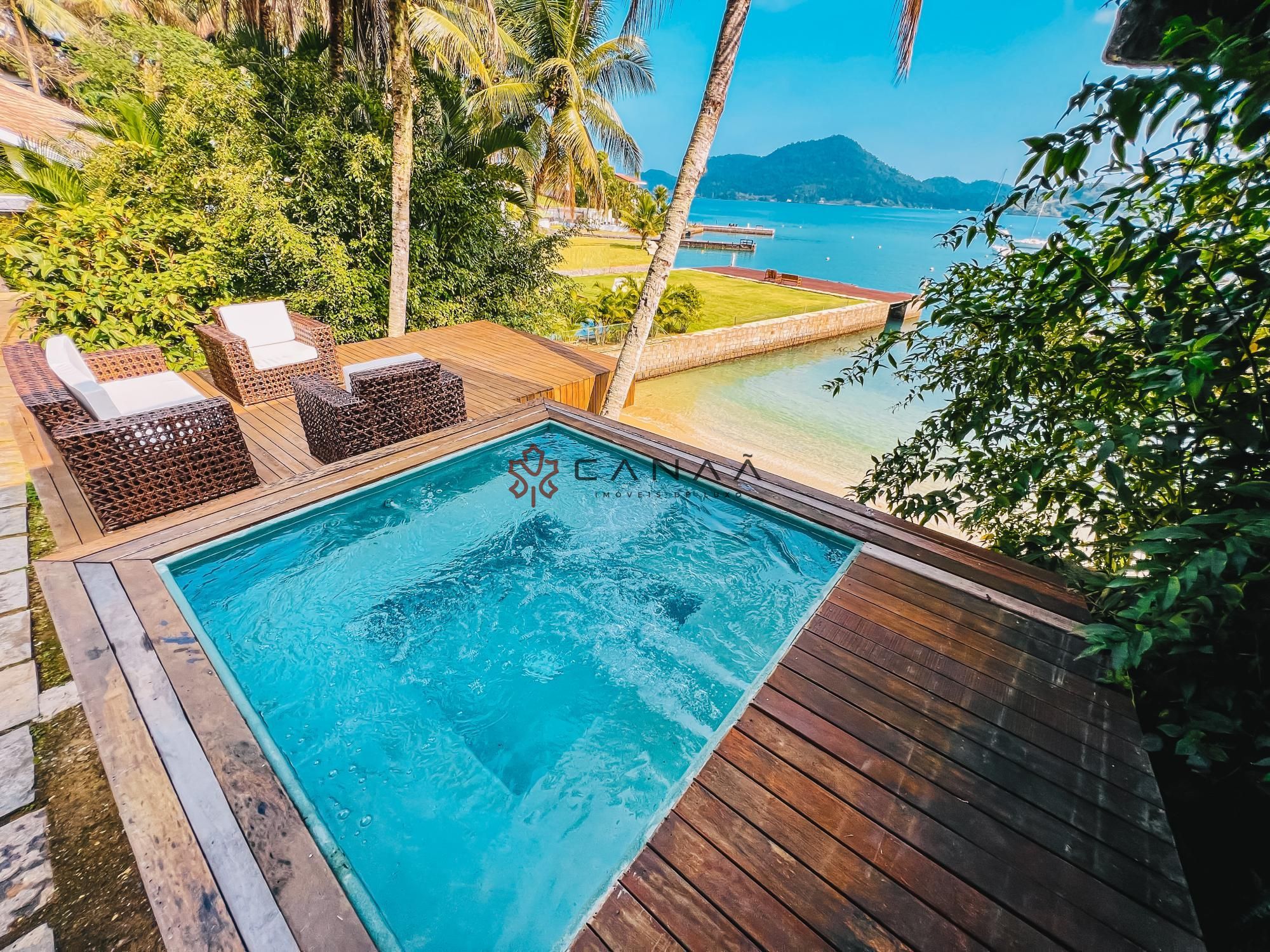 Casa à venda com 7 quartos, 500m² - Foto 4