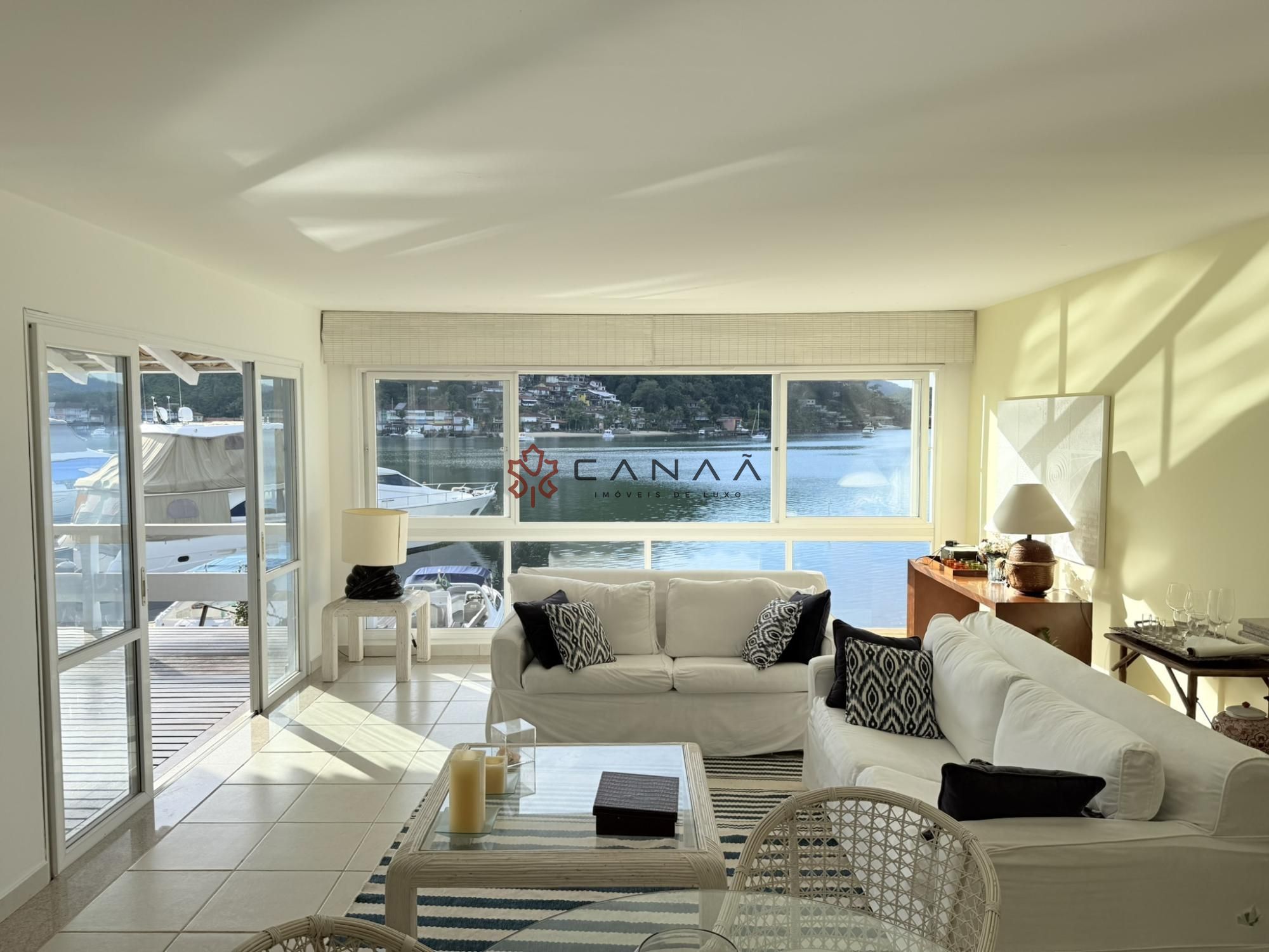Casa de Condomínio à venda com 8 quartos, 500m² - Foto 16