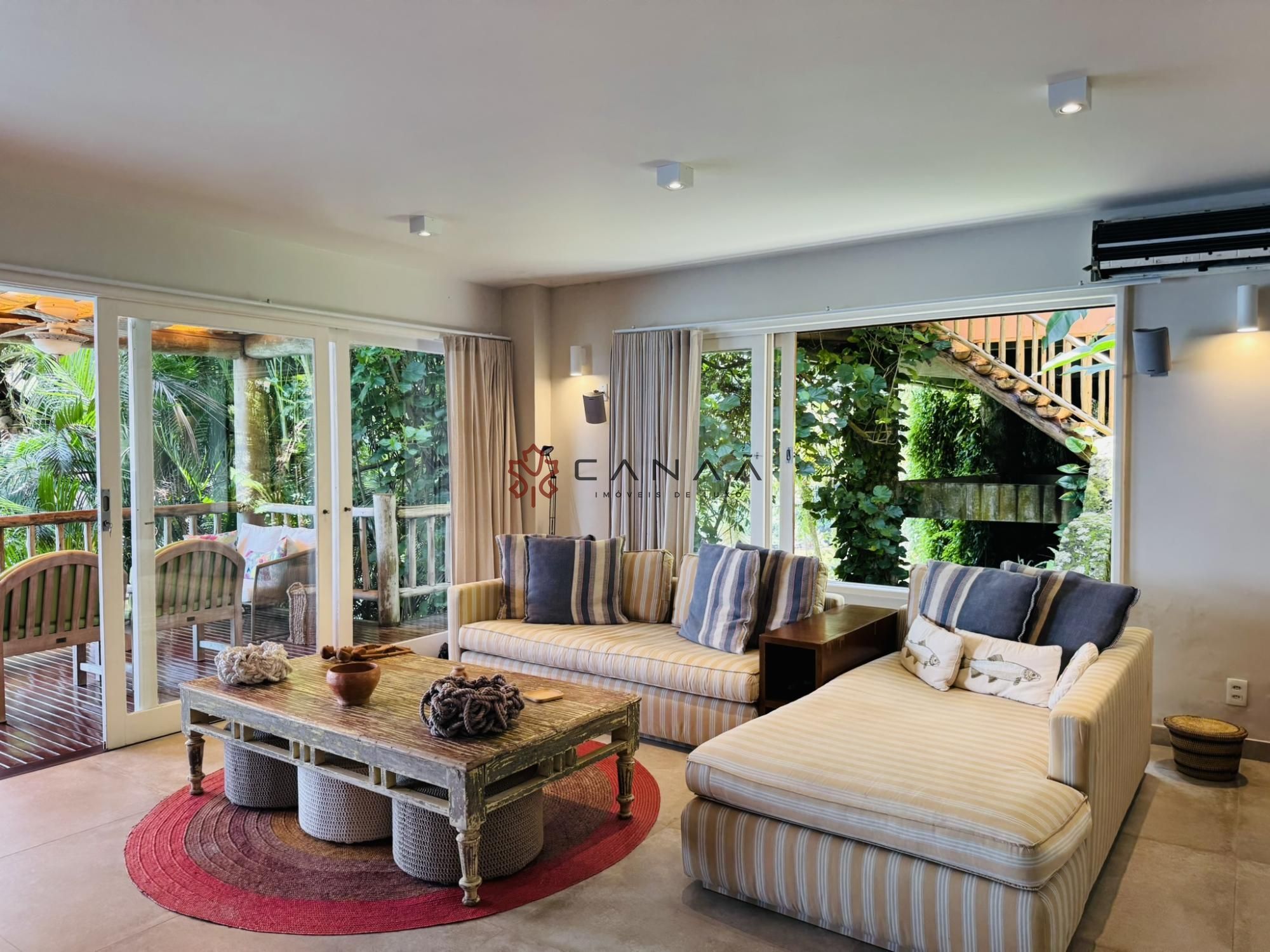Casa à venda com 4 quartos, 260m² - Foto 11