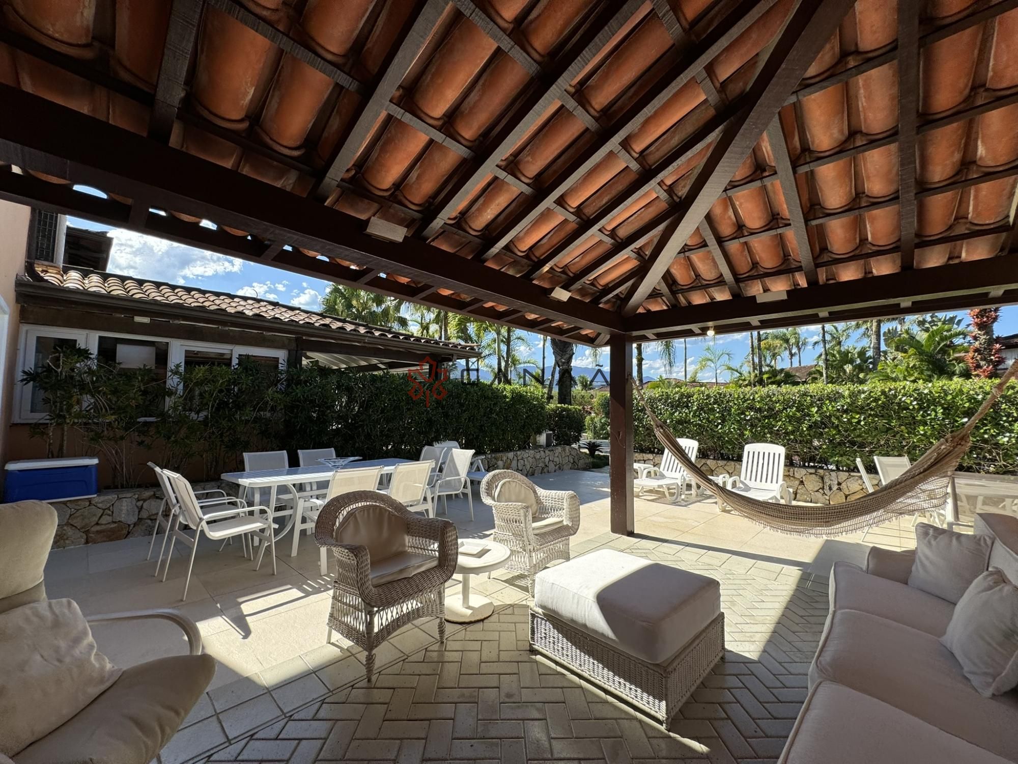 Casa de Condomínio à venda com 5 quartos, 400m² - Foto 3