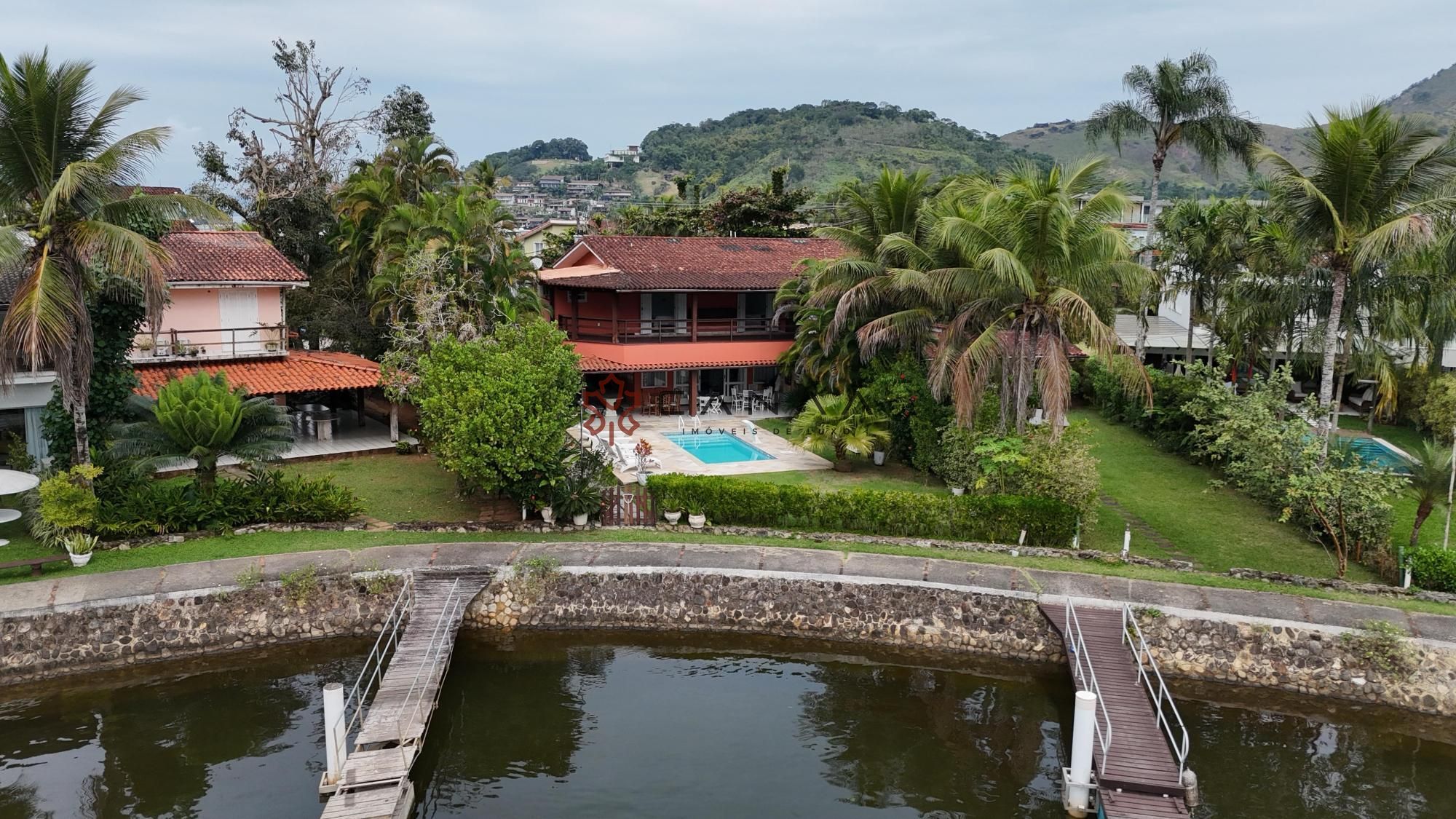 Casa de Condomínio à venda com 6 quartos, 399m² - Foto 5